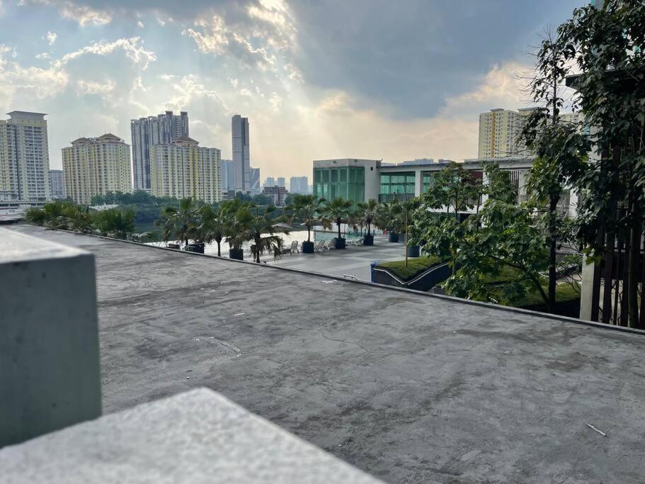 CozyVista Setapak Central Mall 10Pax 3BR 2CarPark