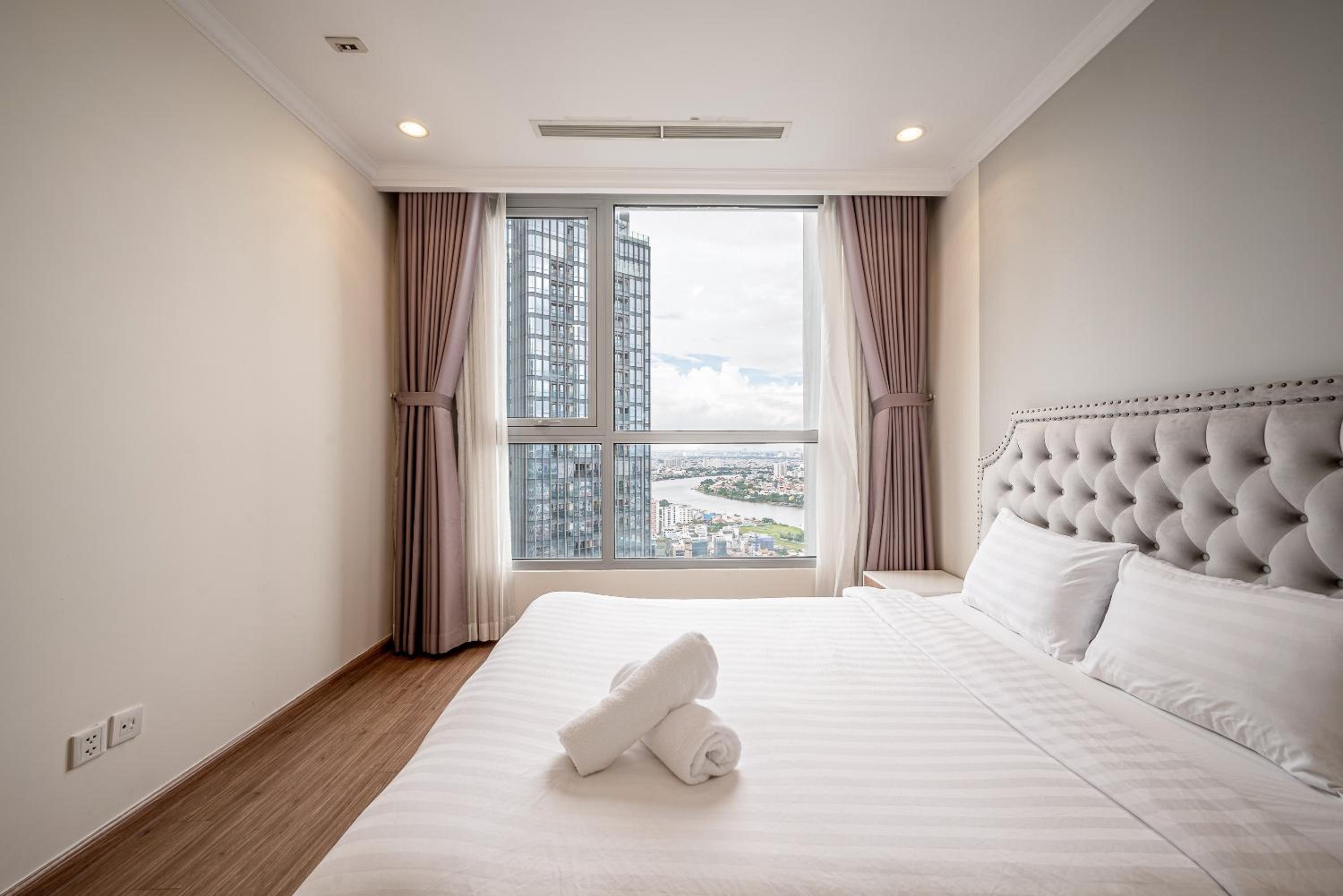 Vinhomes Central Park - PHAN DANG Residences