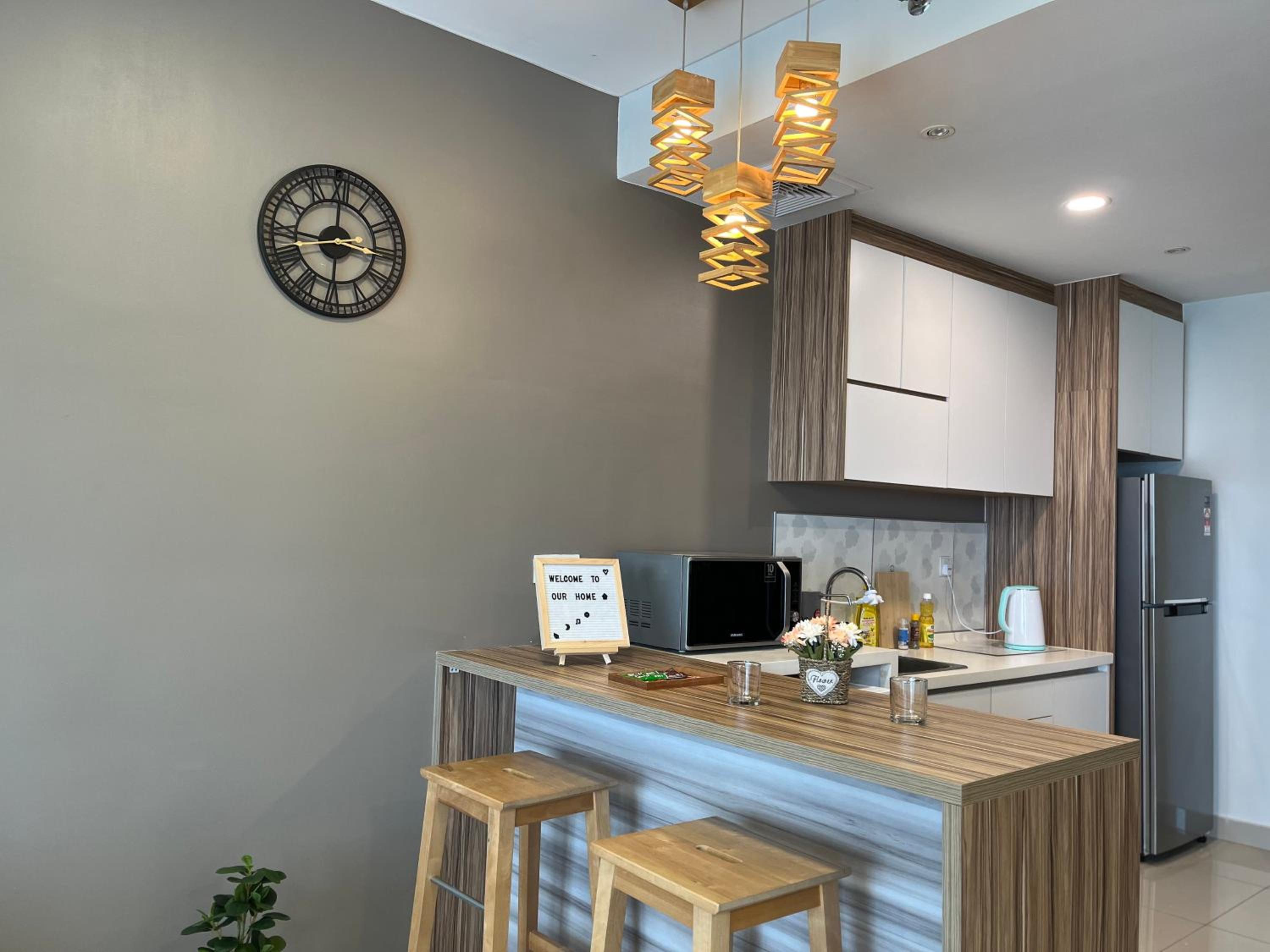 1-5 Pax Comfy Trefoil Studio-Walk to Setia City Mall & Setia City Convention Centre photo 4