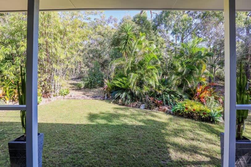 Agnes Bliss – Luxe 4BDR Coastal Retreat, Sleeps 12, Expansive Deck, Prime Central Location Agnes Water 1770