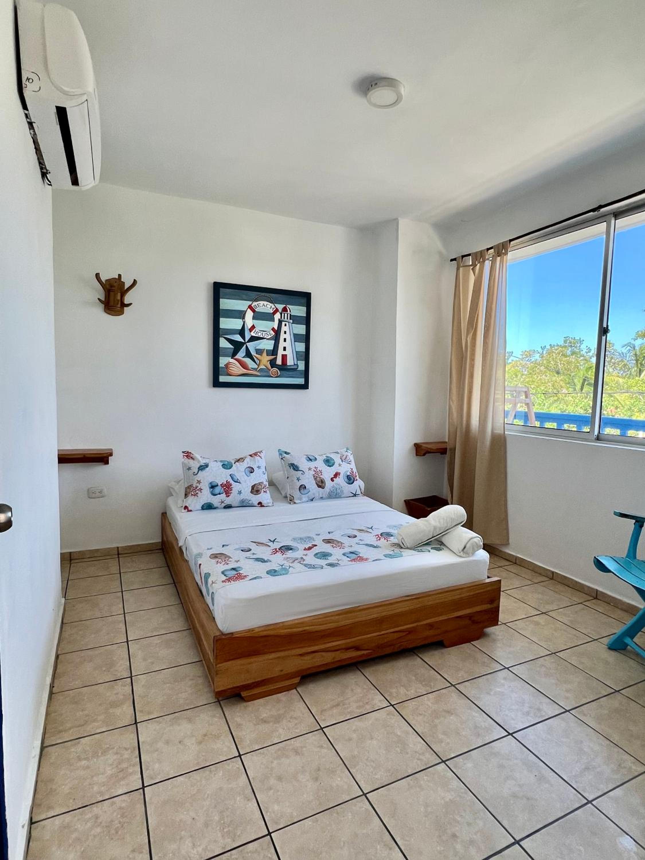Hostel Beach House
