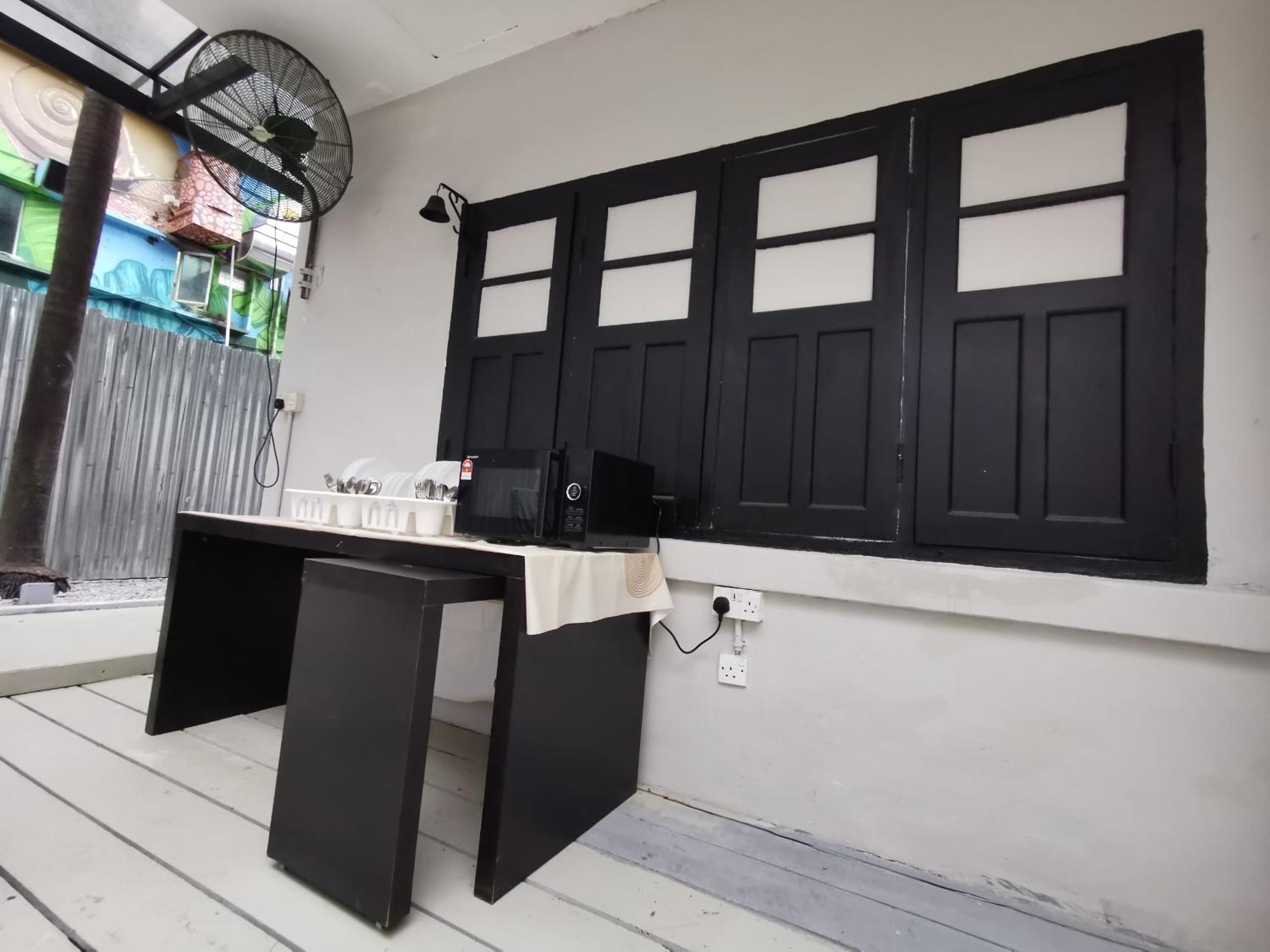 Autumn Guesthouse's near Jalan Alor Bukit Bintang