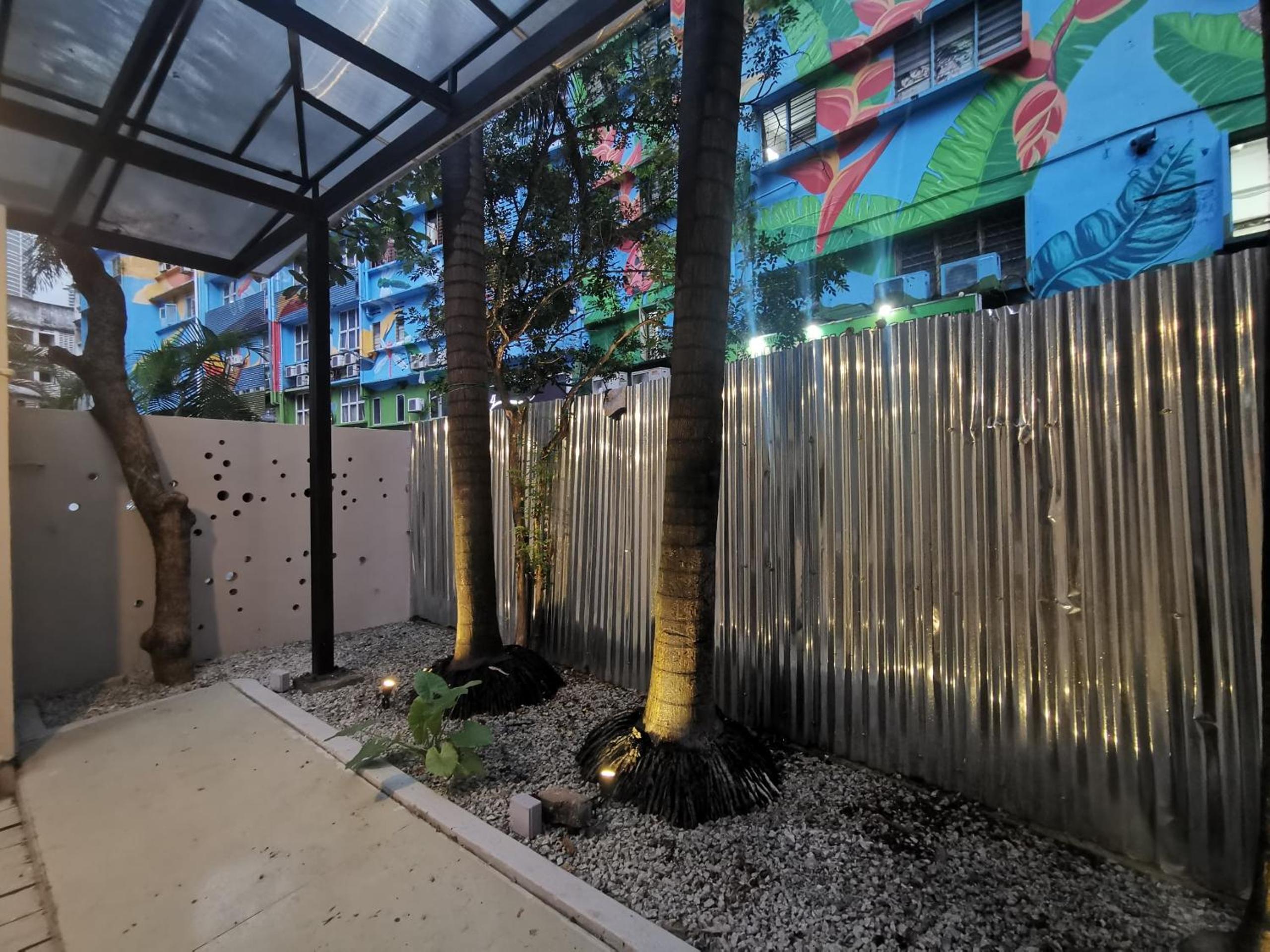 Autumn Guesthouse's near Jalan Alor Bukit Bintang