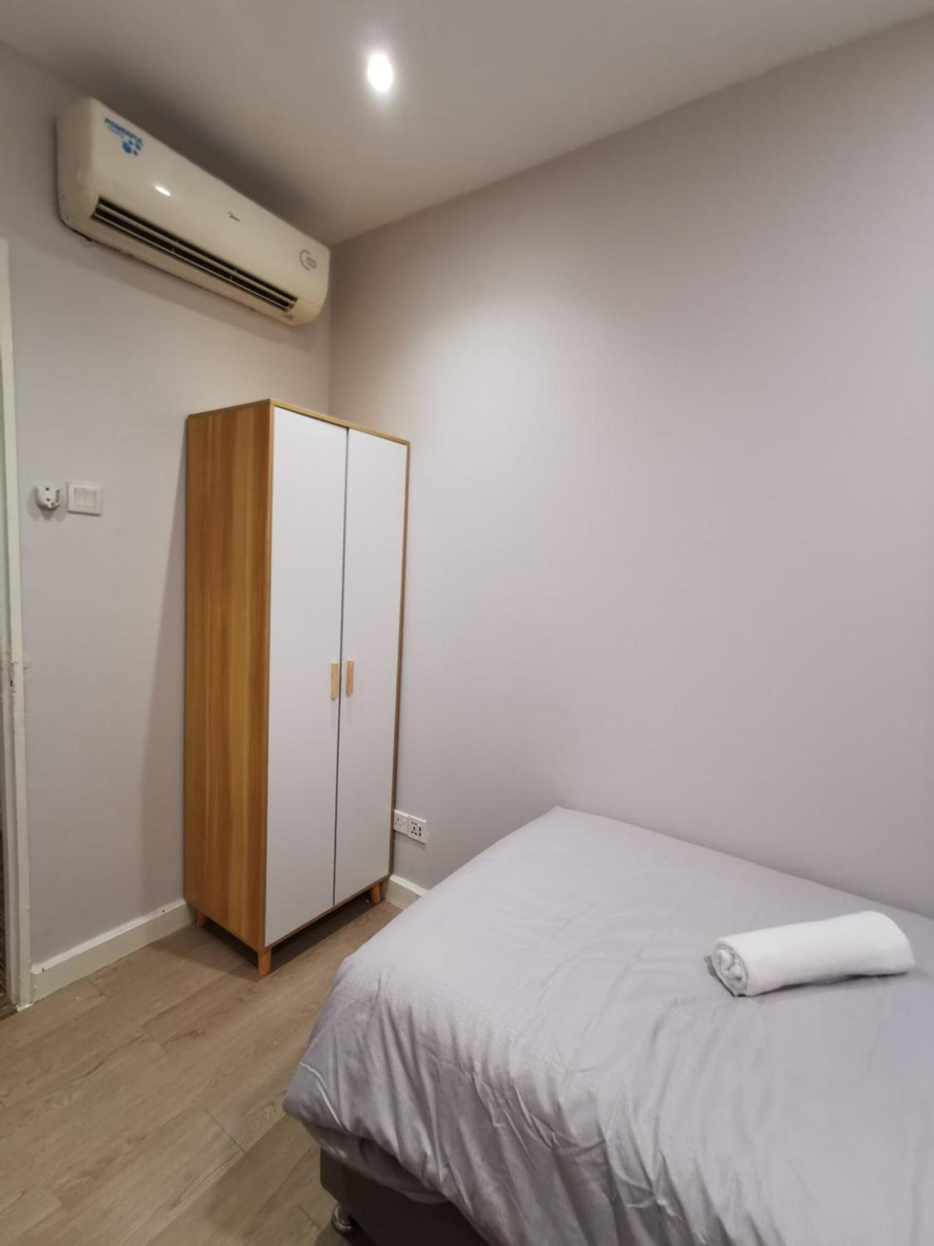 Autumn Guesthouse's near Jalan Alor Bukit Bintang