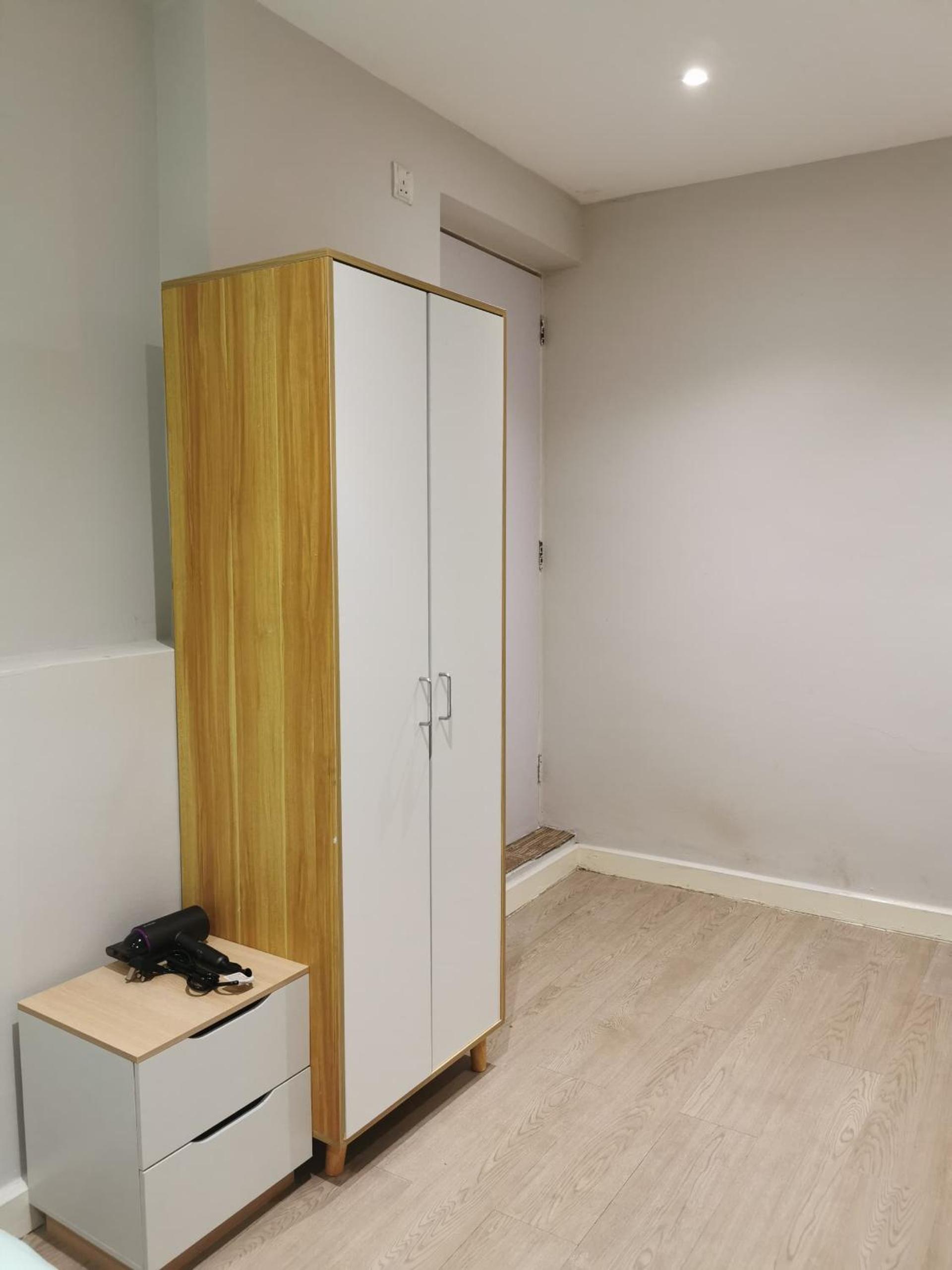 Autumn Guesthouse's near Jalan Alor Bukit Bintang
