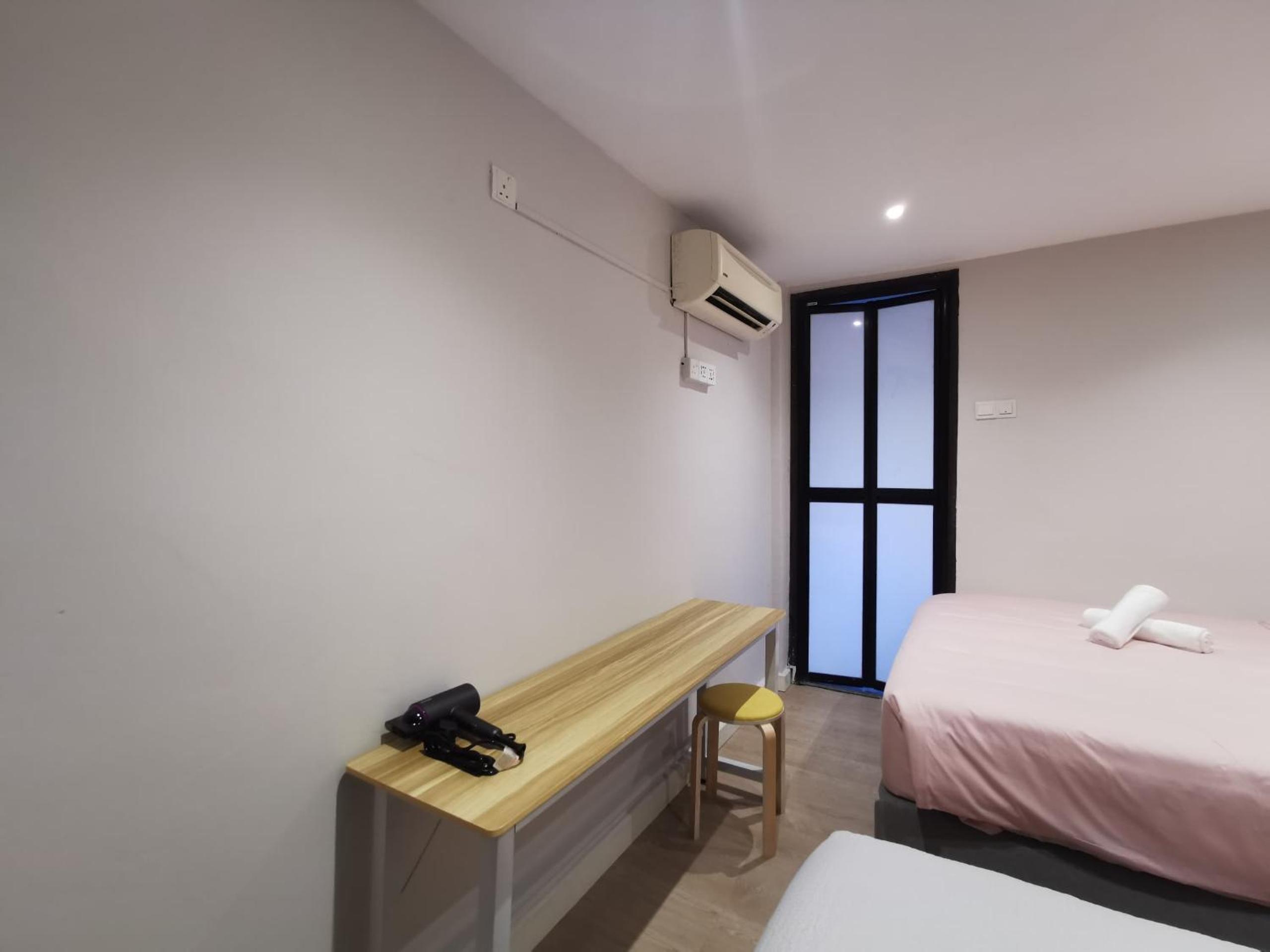 Autumn Guesthouse's near Jalan Alor Bukit Bintang