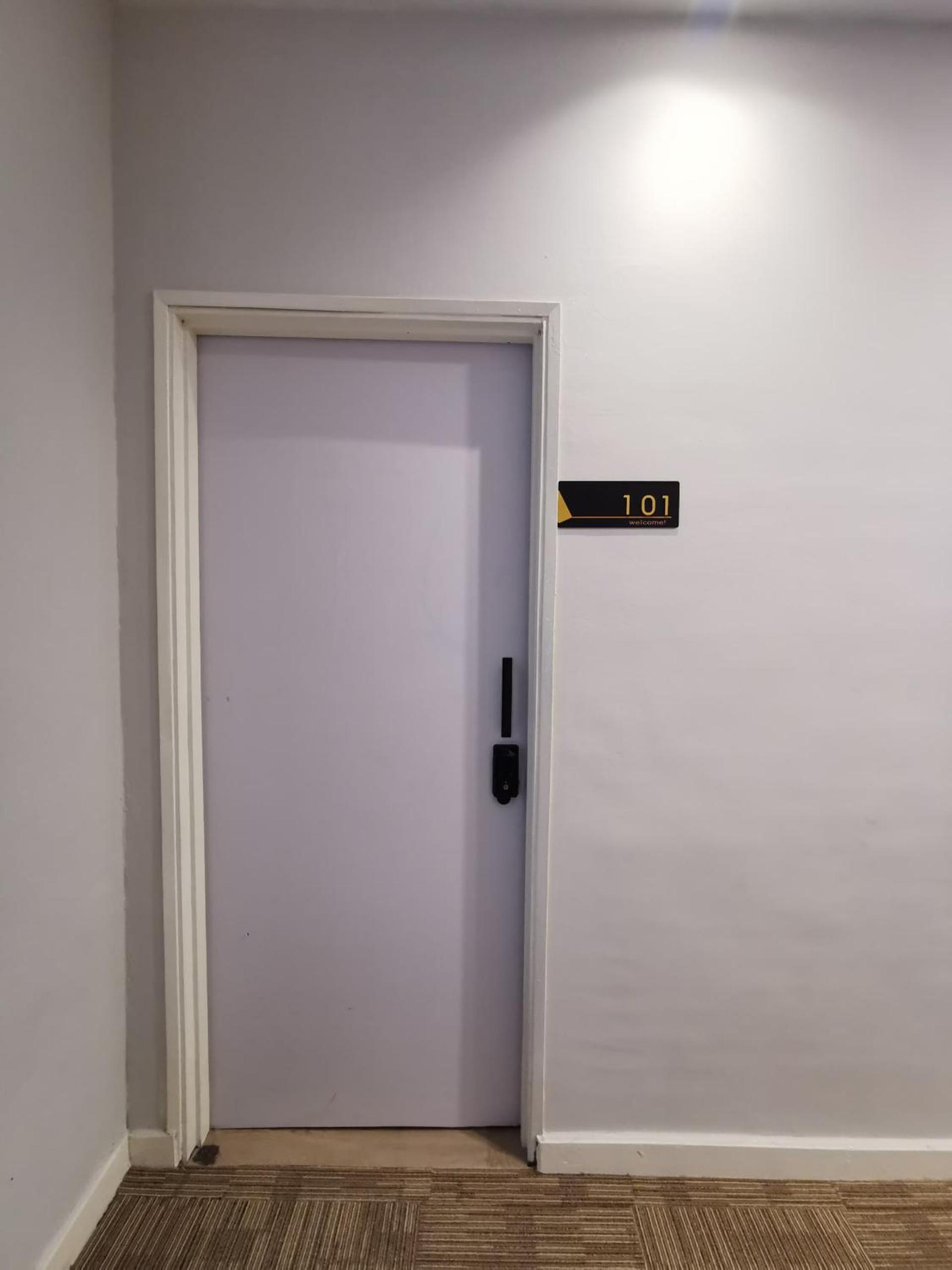Autumn Guesthouse's near Jalan Alor Bukit Bintang