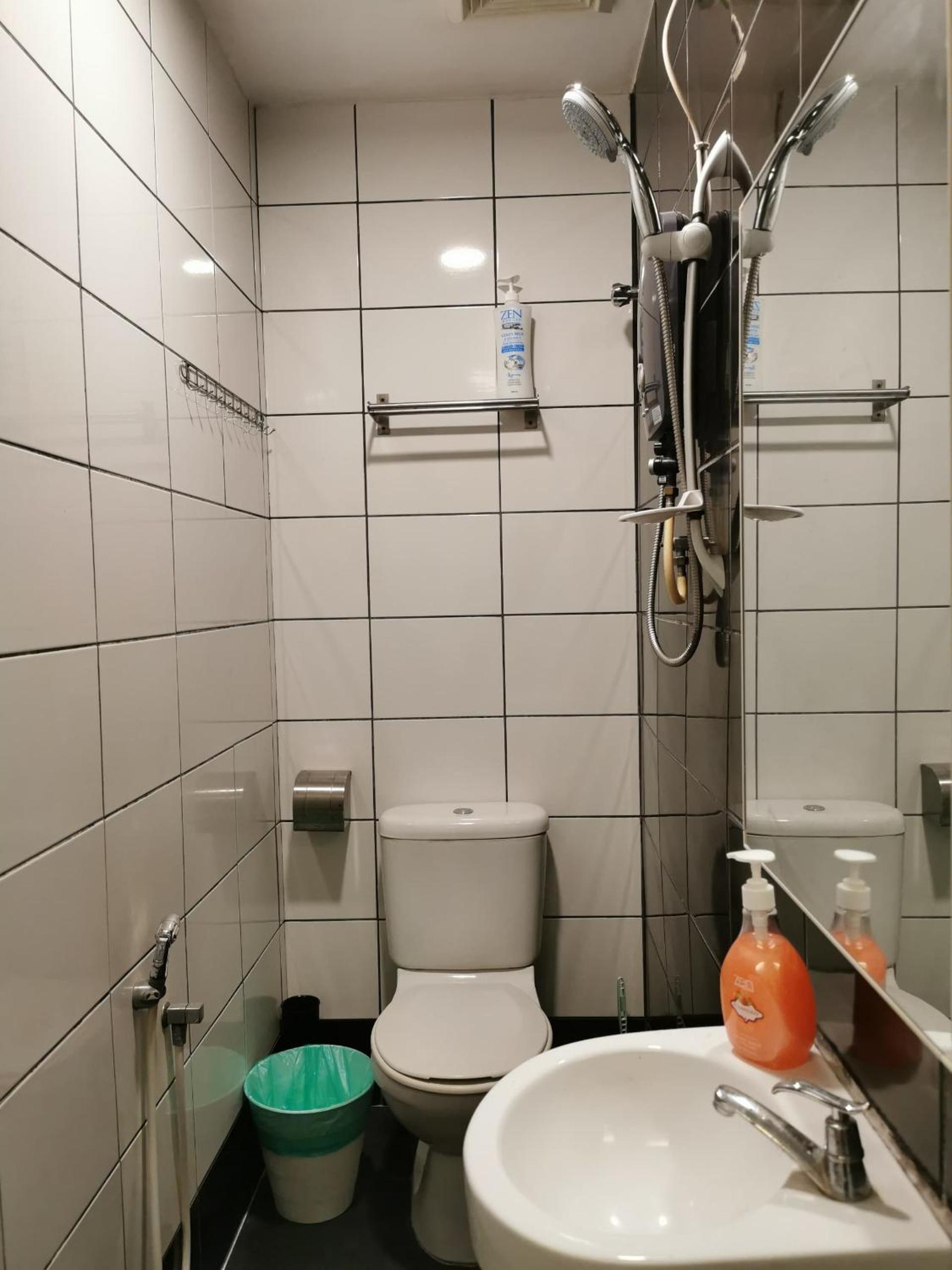 Autumn Guesthouse's near Jalan Alor Bukit Bintang