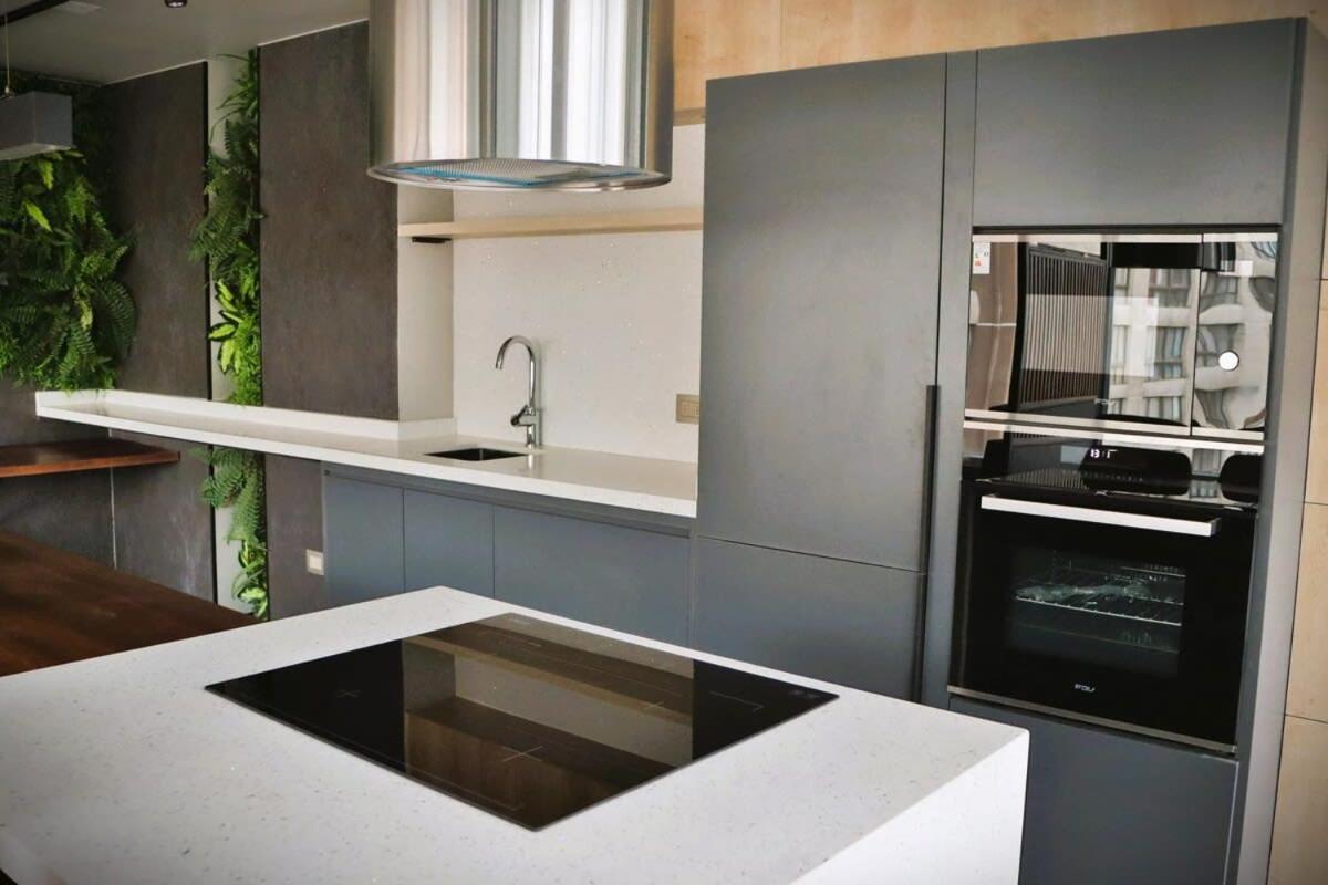 HOM l Studio Aire A Metro Parque Bustamante