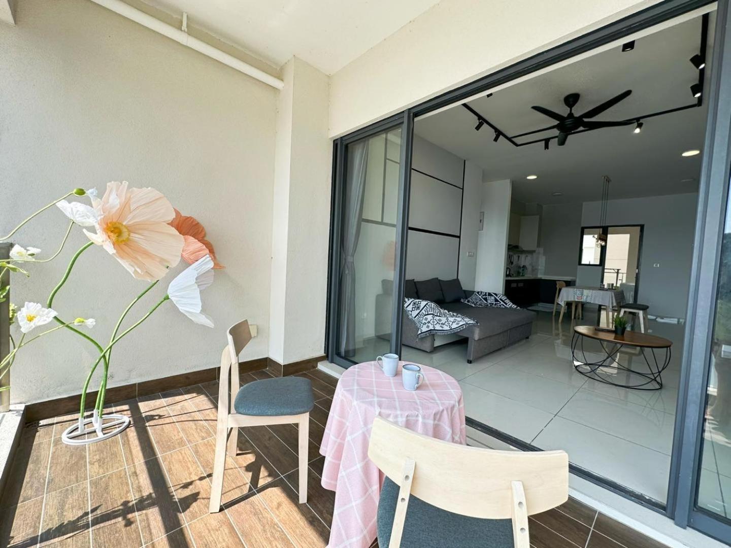 Country Garden Seaview JCHome By MWM
