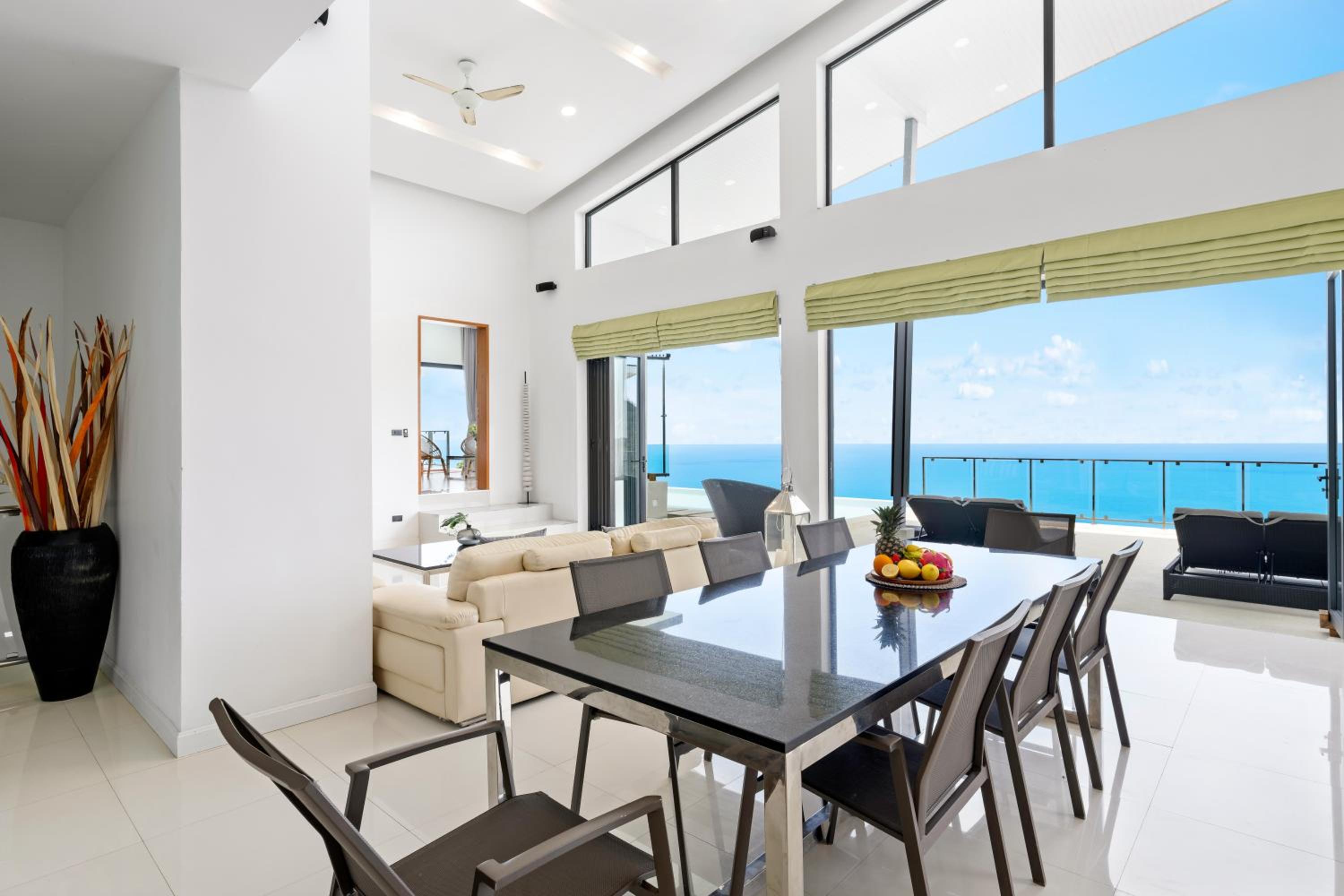 Karpe Diem Villa - Twin Infinity Pools view 4