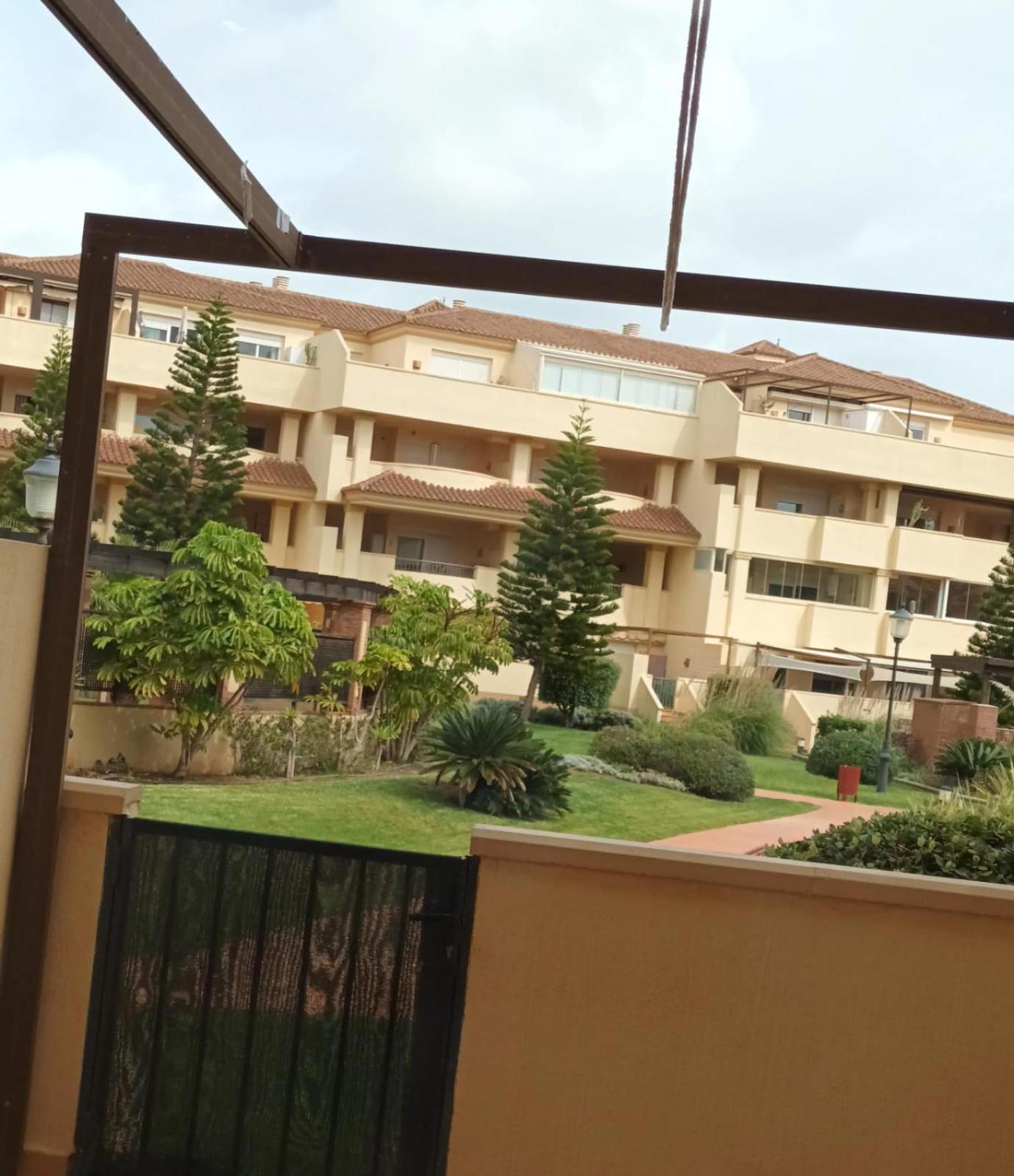 Villa Romana con piscina privada y vistas al jardín