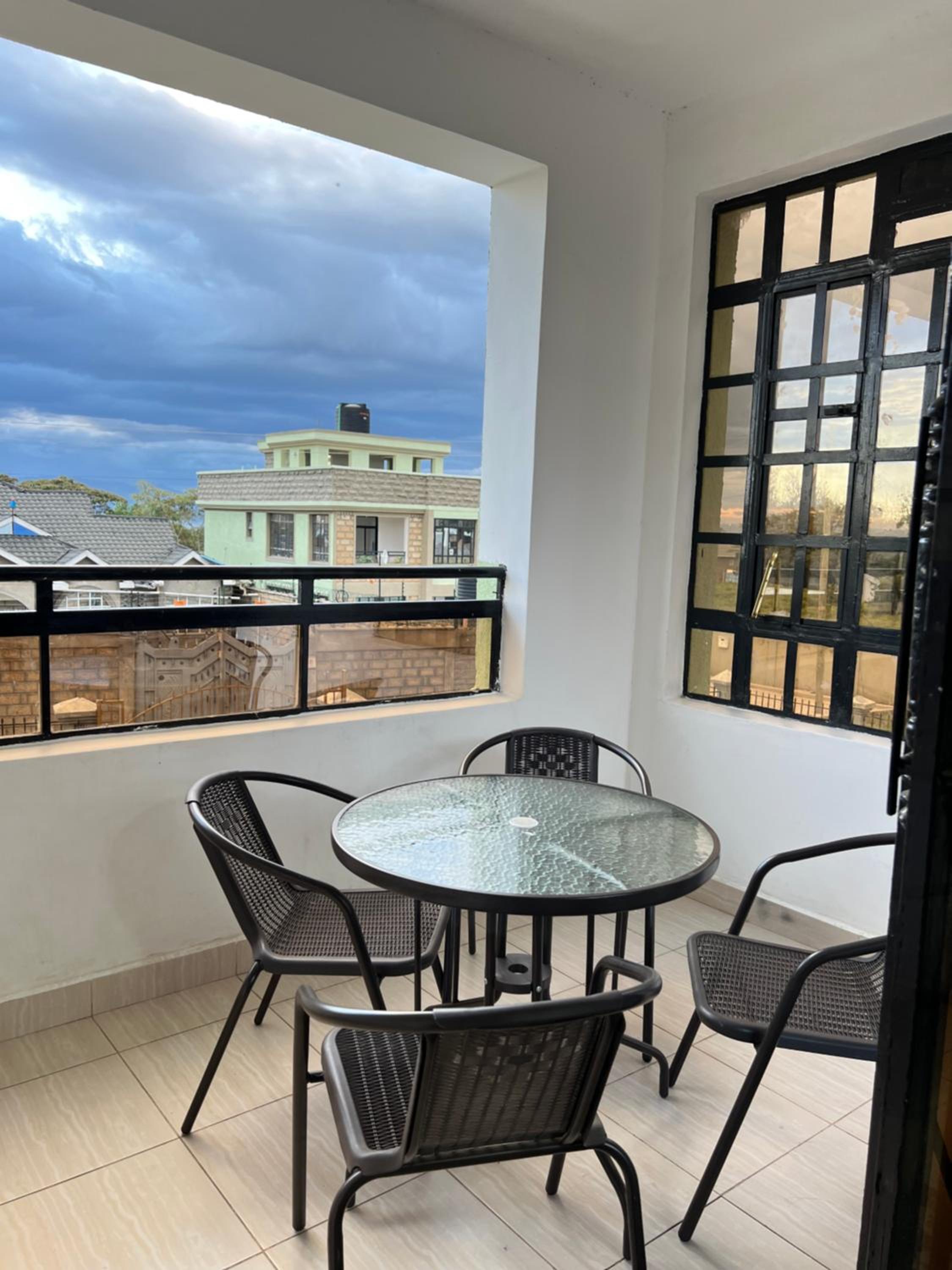 The comfortplace 4 bedrooms near lake Naivasha resort view 5