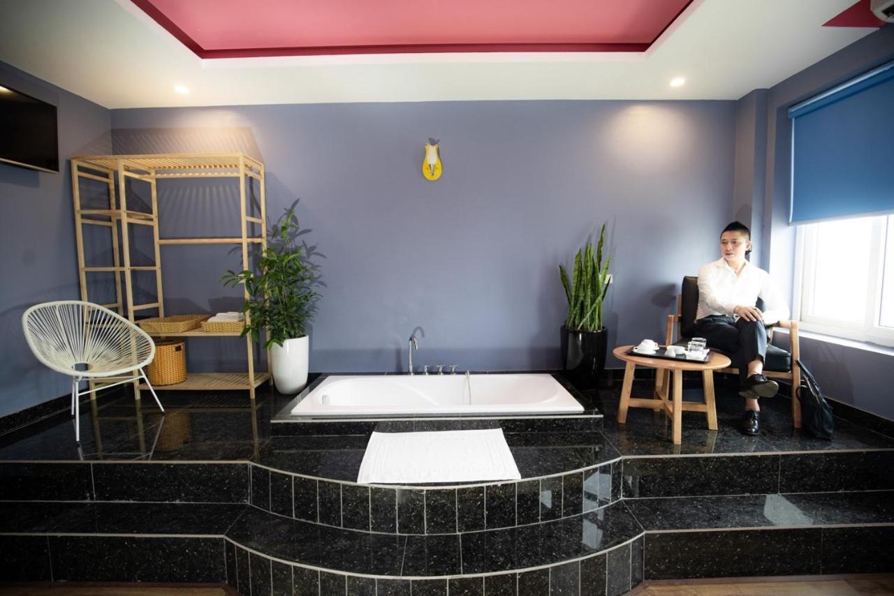 Hướng Dương Hotel - Yên Xá, HN - by BAY LUXURY