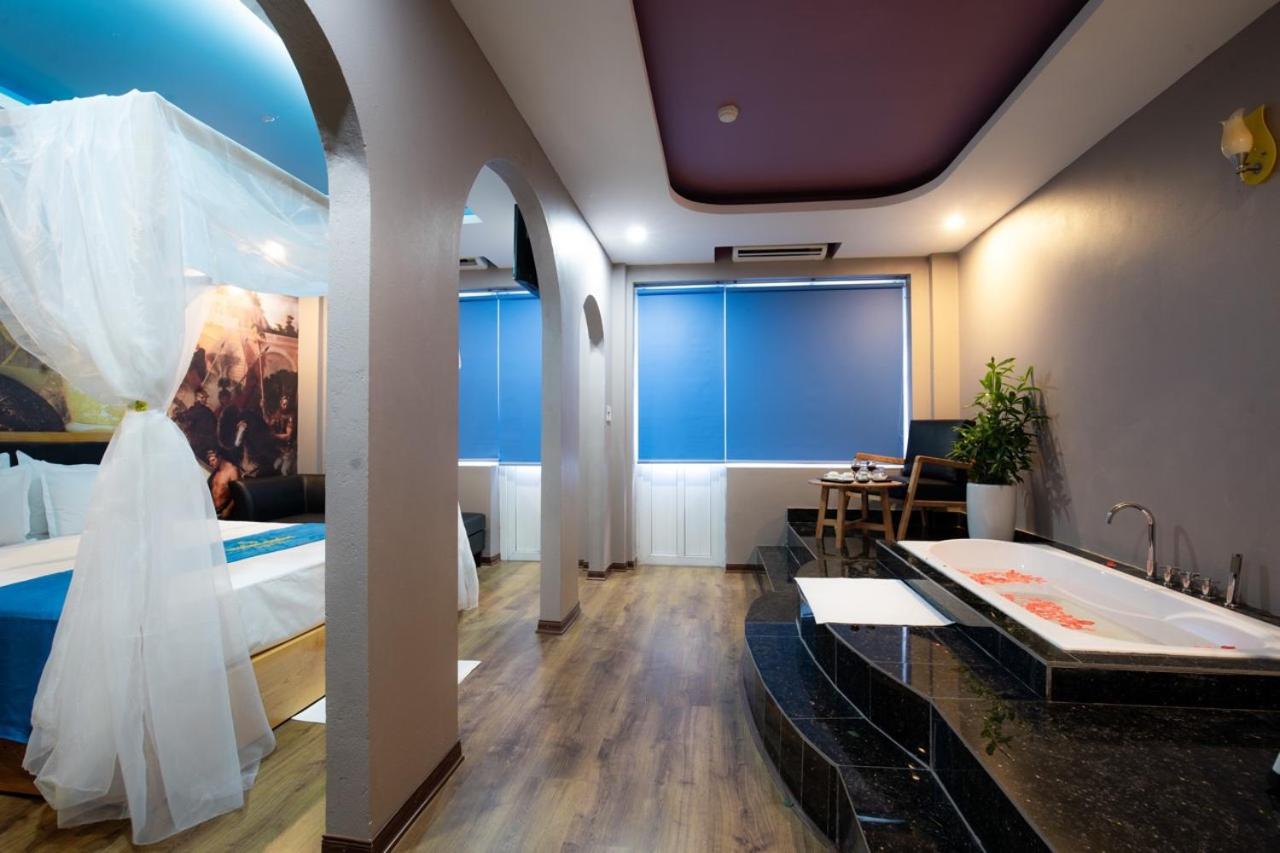 Hướng Dương Hotel - Yên Xá, HN - by BAY LUXURY
