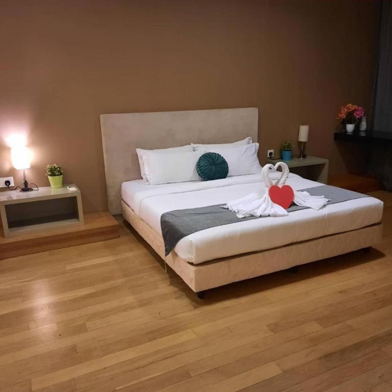 The Platinum Serviced Suites by Faced