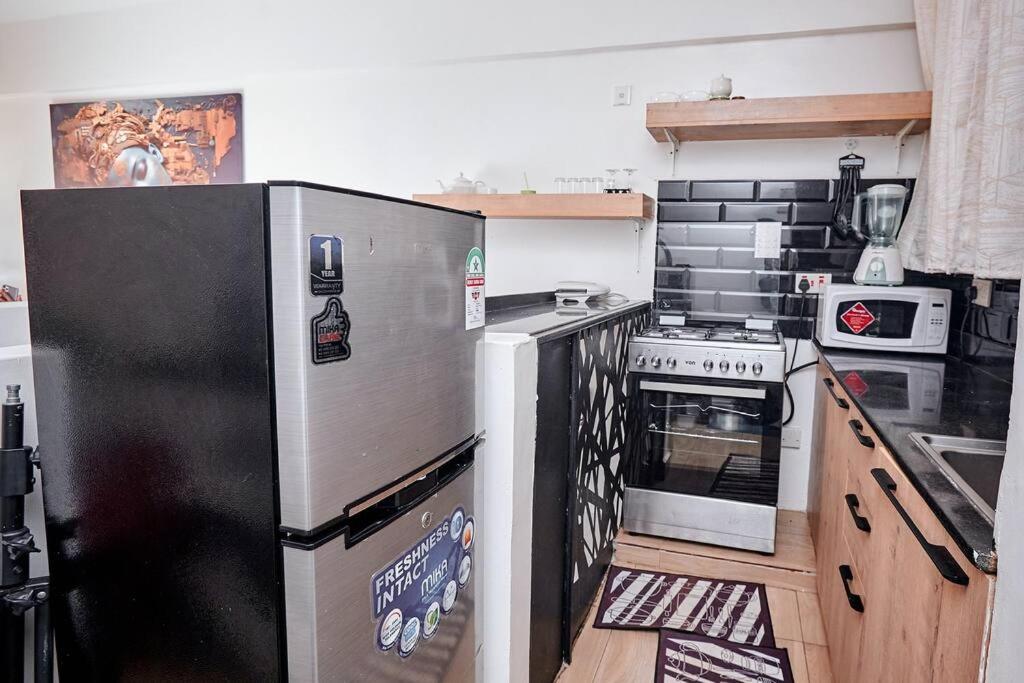 Artistic, modern one bedroom duplex apartment view 5