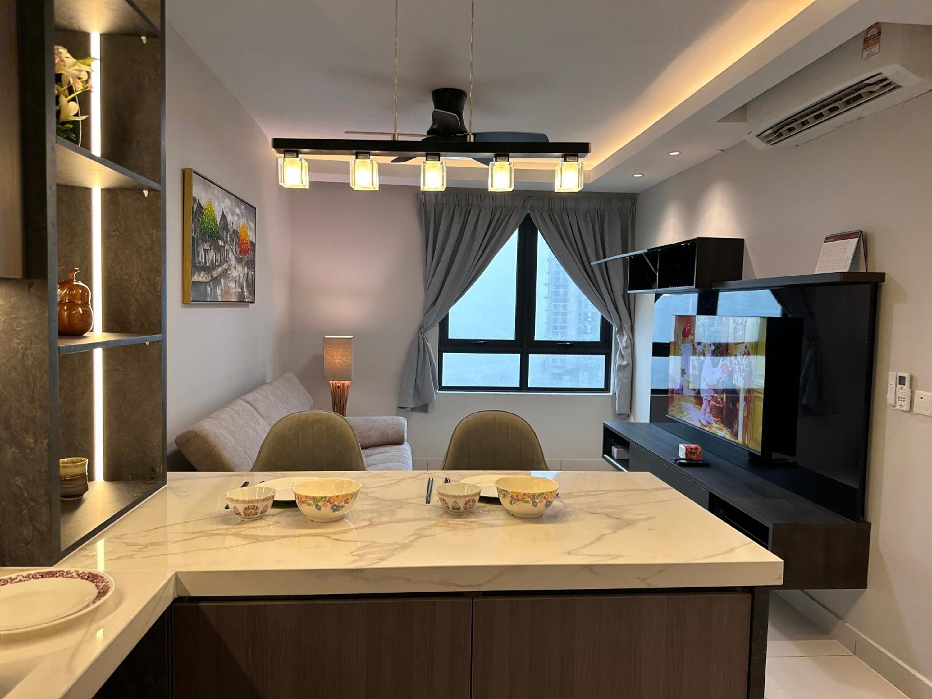 Design Haven Suite - Contemporary Comfort for 2 at Subang Jaya photo 6