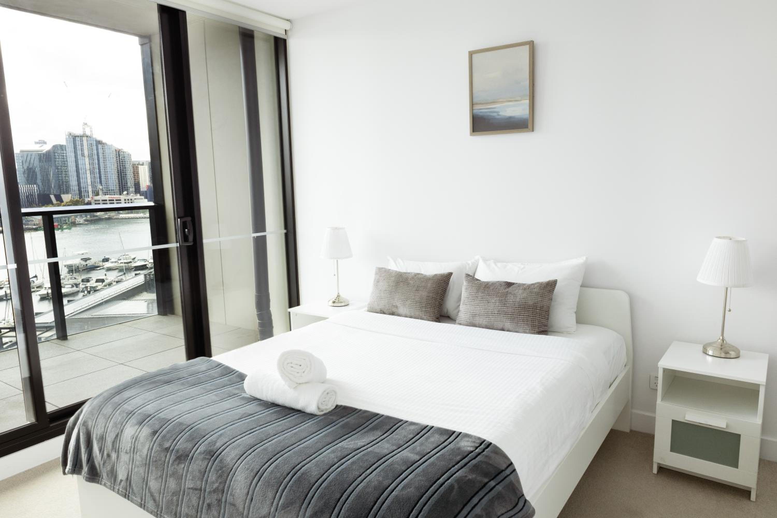 Pars Apartments - Collins Wharf Waterfront, Docklands photo 11 of 59