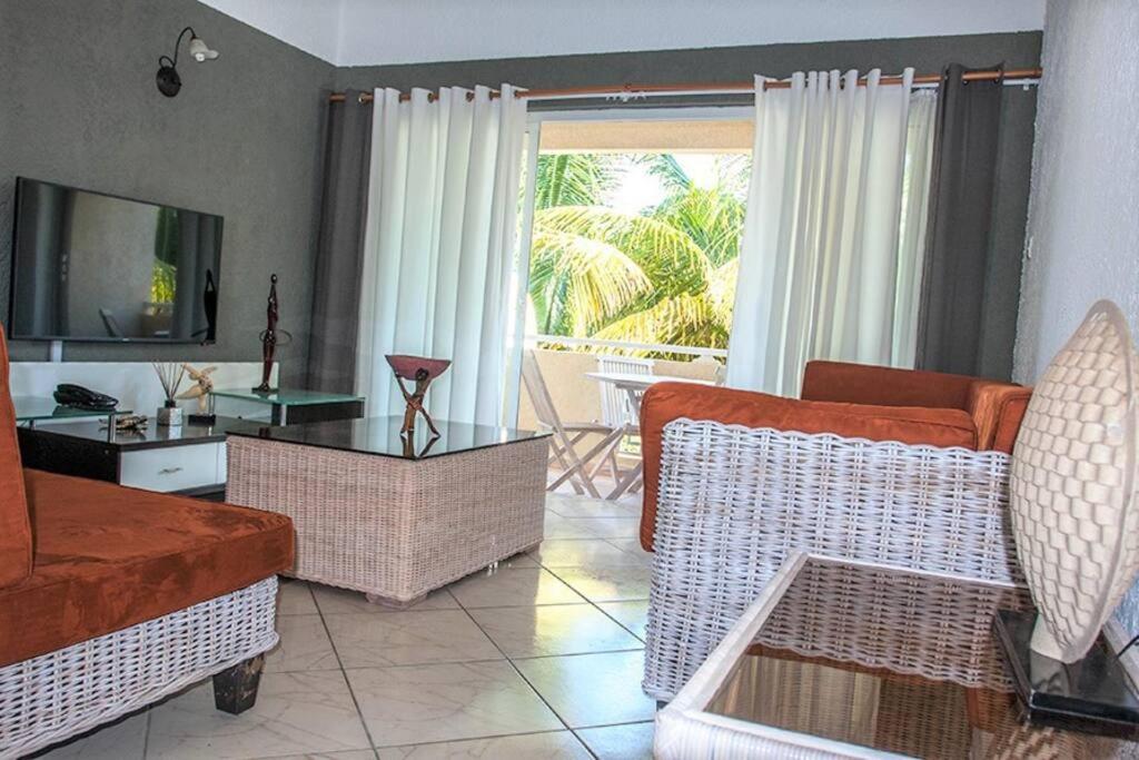 Charming residence near the beach-Orchidees view 5