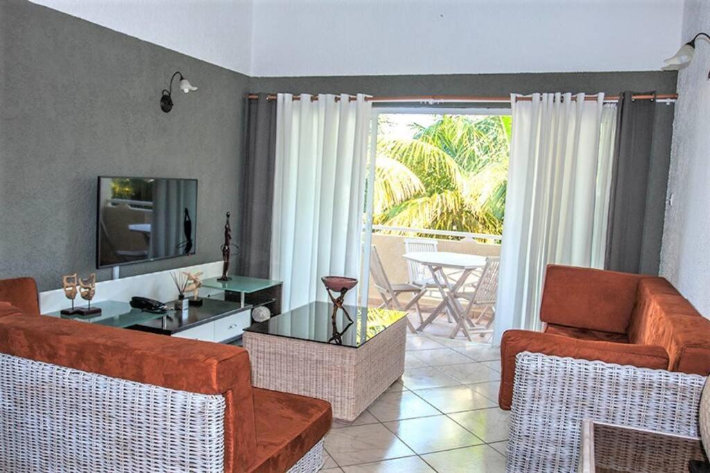 Charming residence near the beach-Orchidees view 2