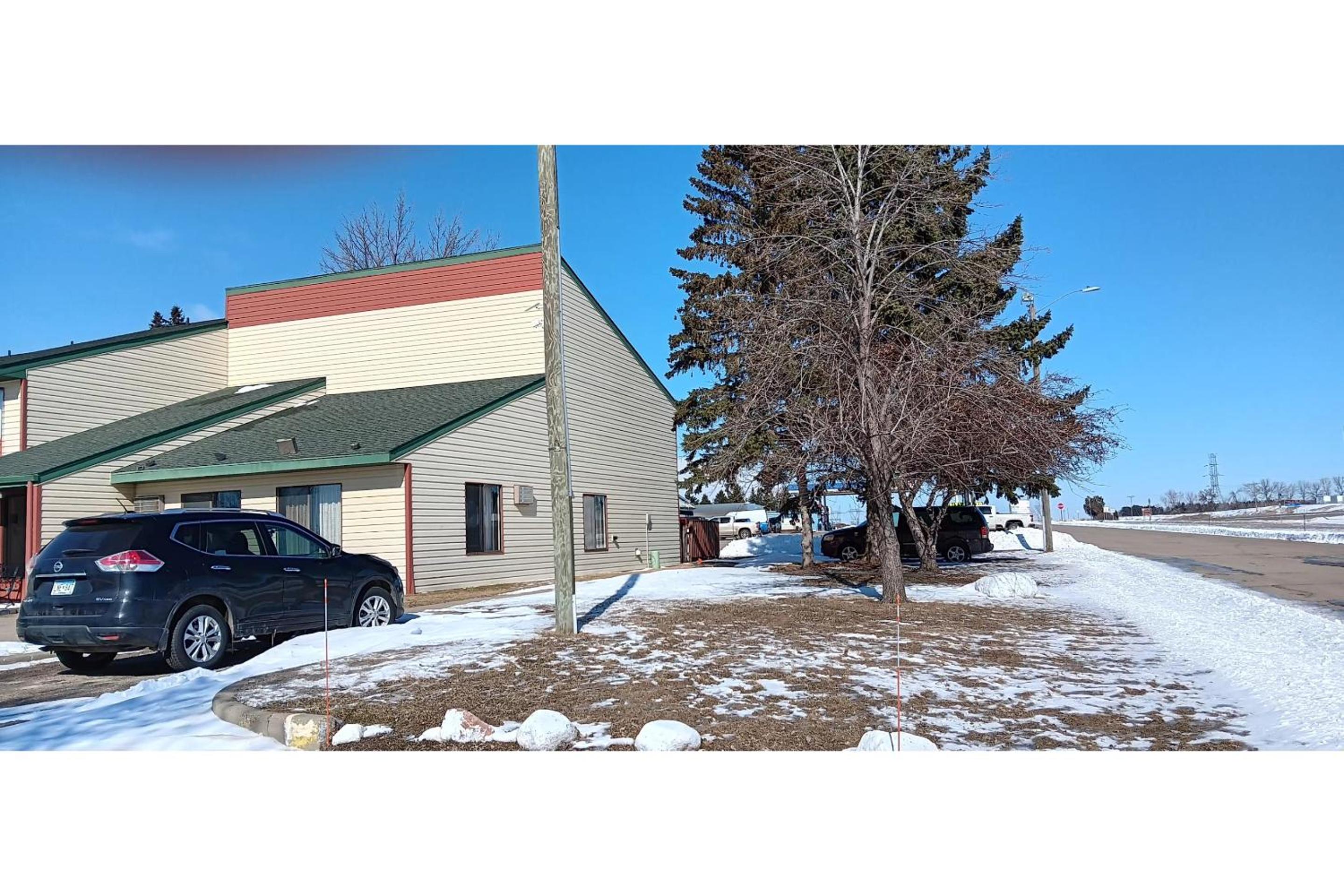 Scotwood Motel by OYO Washburn ND view 3