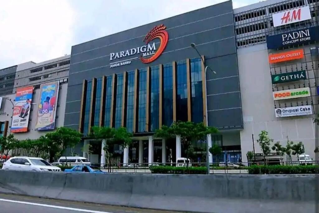 Beach seaviews 4-13pax ksl ciq midvalley johor bahru