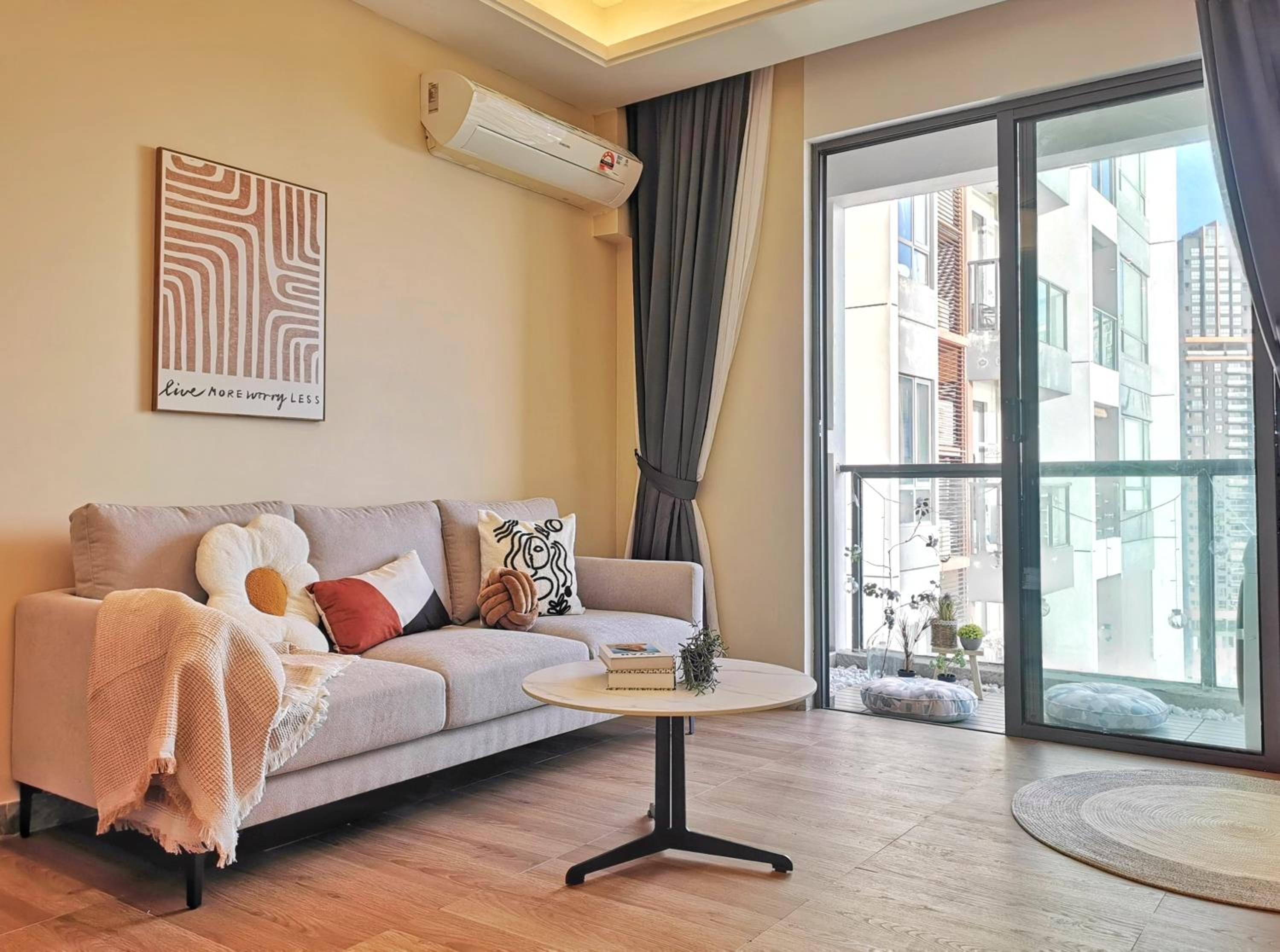 Yussy Homestay at R&F Princess Cove