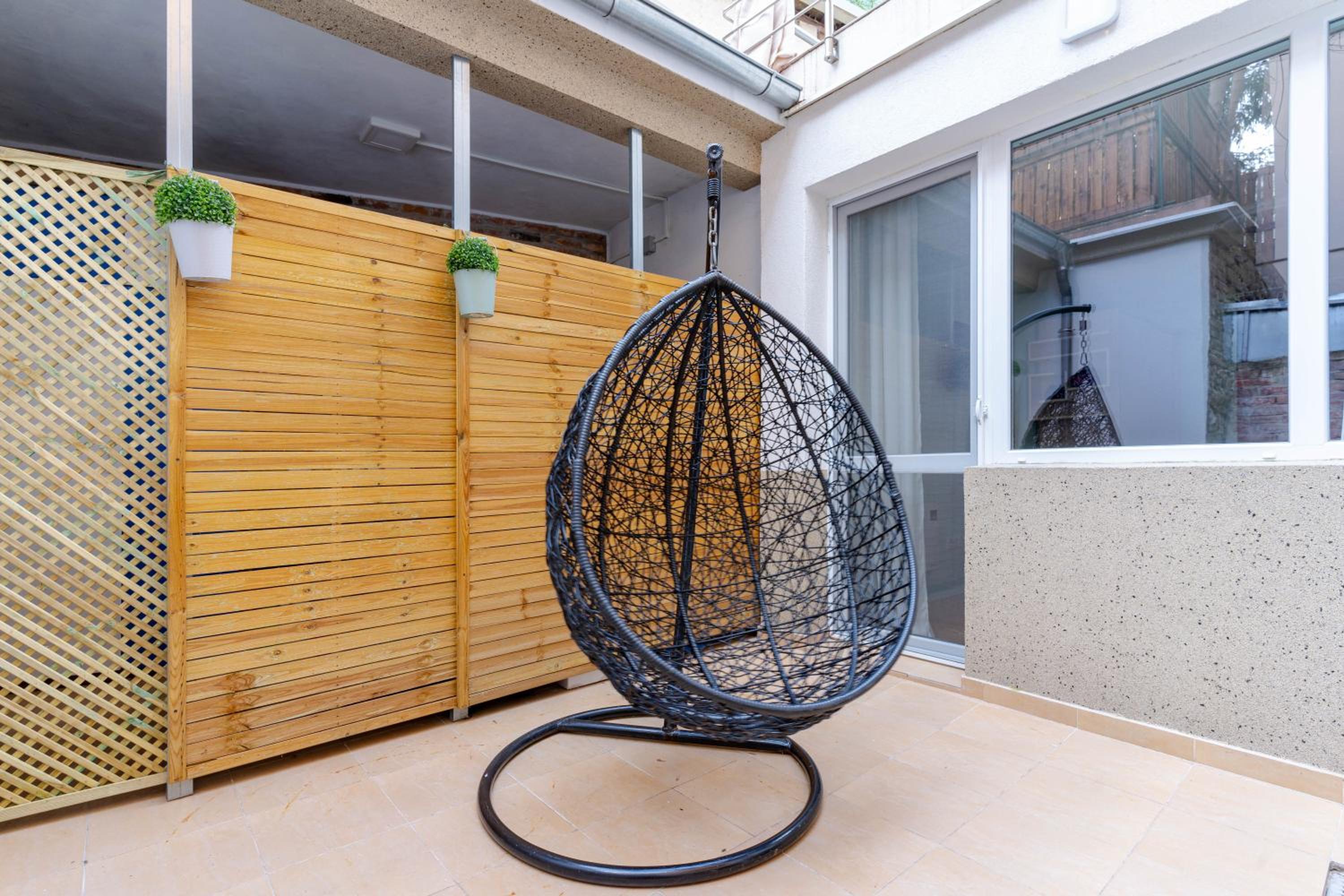 Mirela Guest Apartment