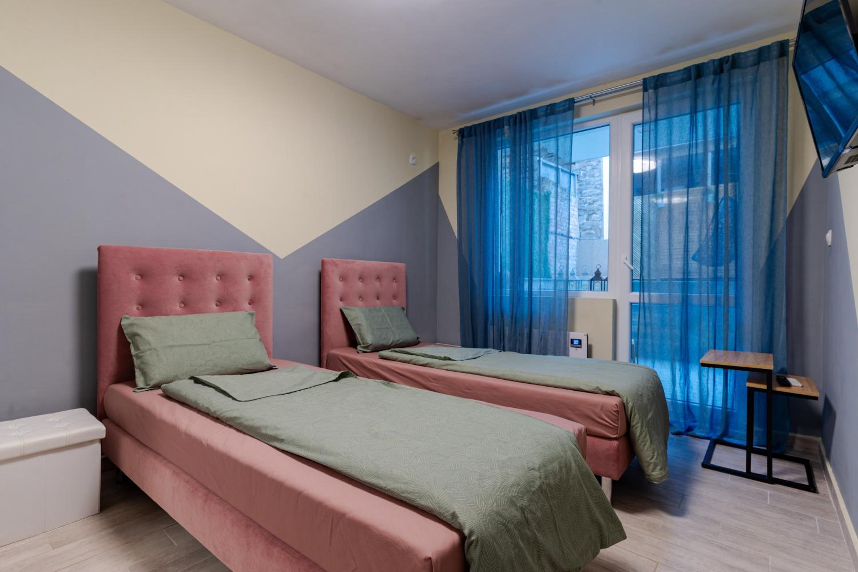 Mirela Guest Apartment