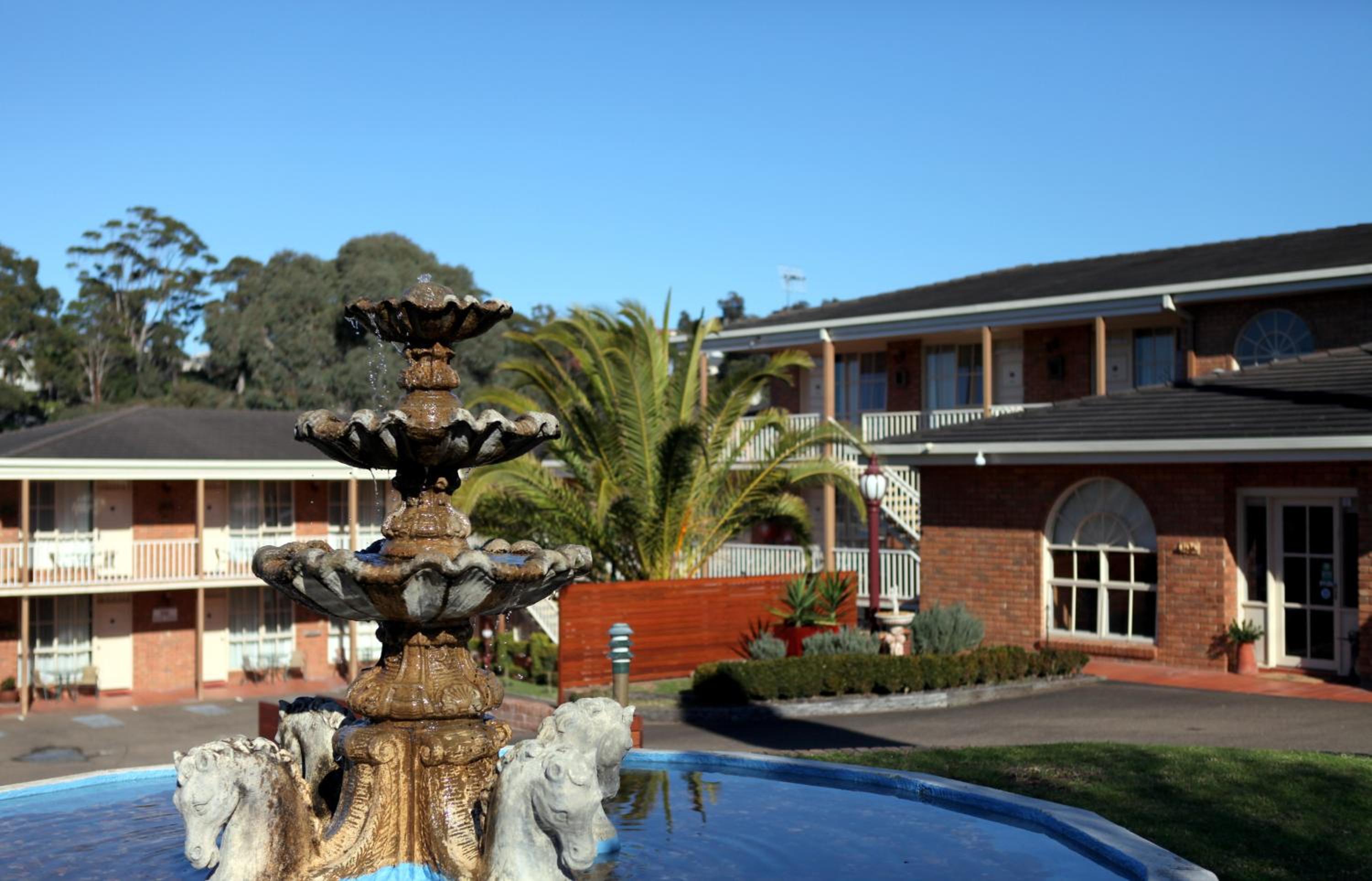 Summerhill Motor Inn