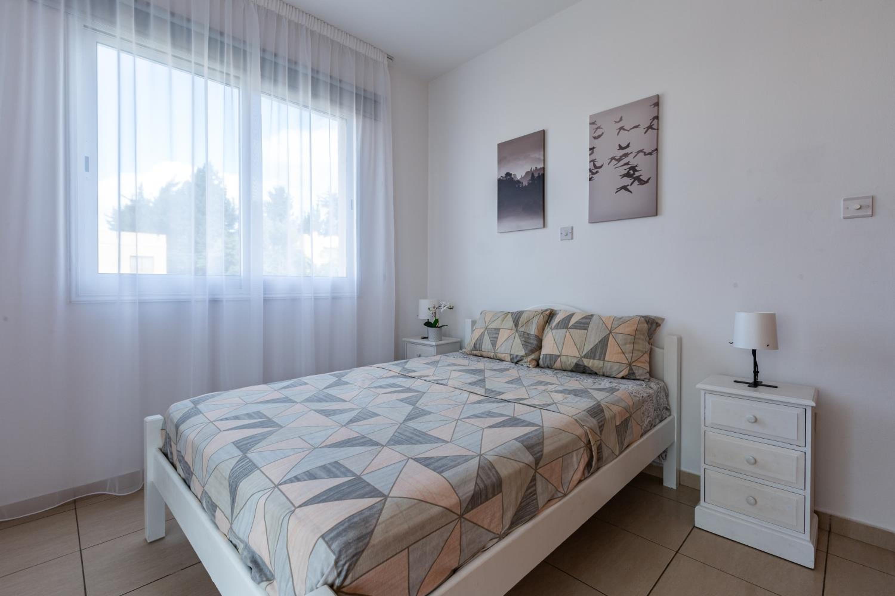 Beautiful 2 bed apartment in Paphos Cyprus