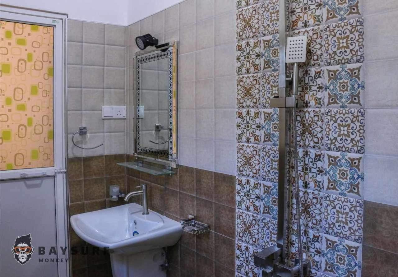 Bay Surf Monkey Villa 05 Double Rooms with 05 Pvt Bathrooms With AC & 2 kitchens view 5
