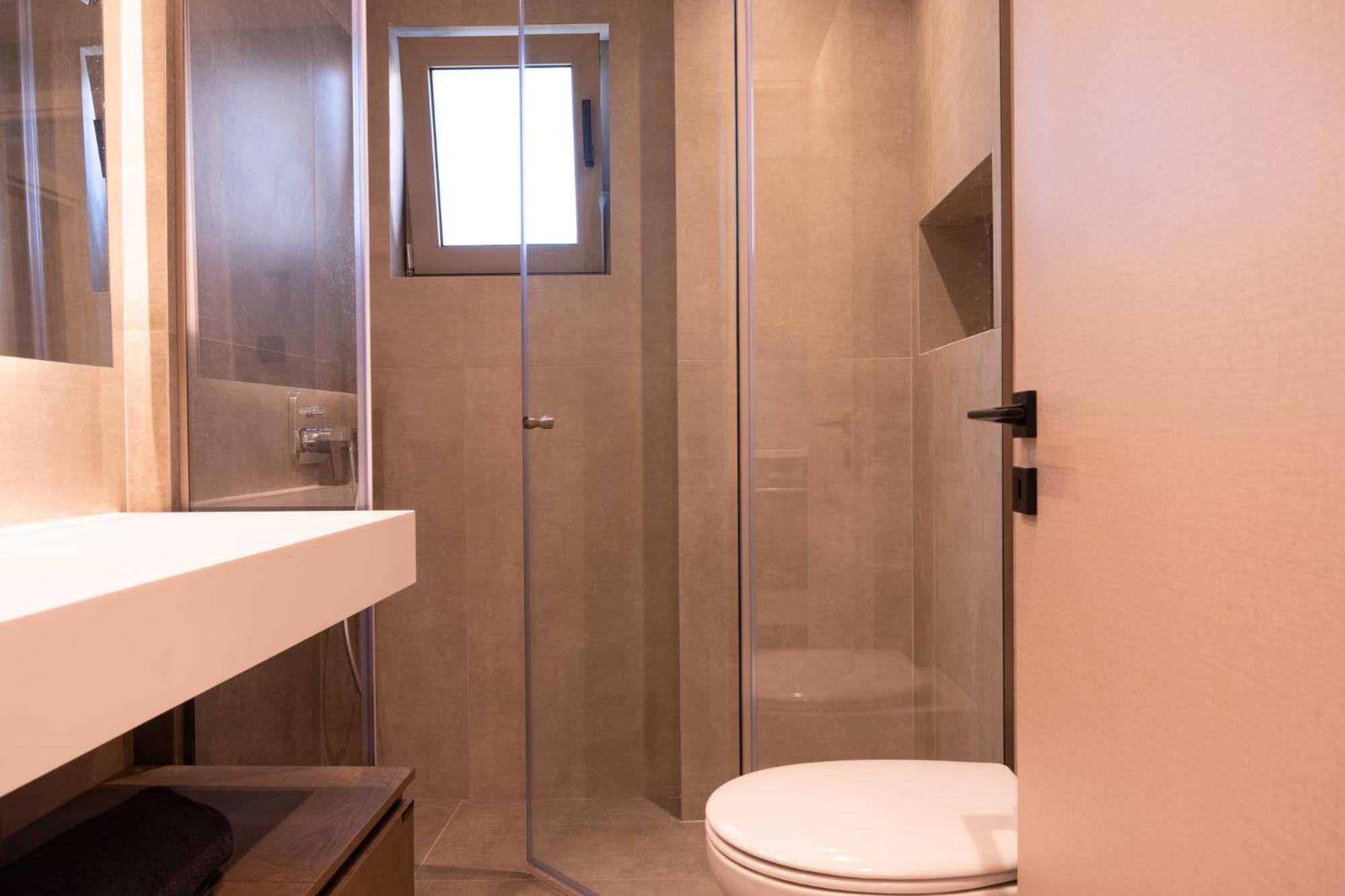 EsthiSea Suites Kalamata
