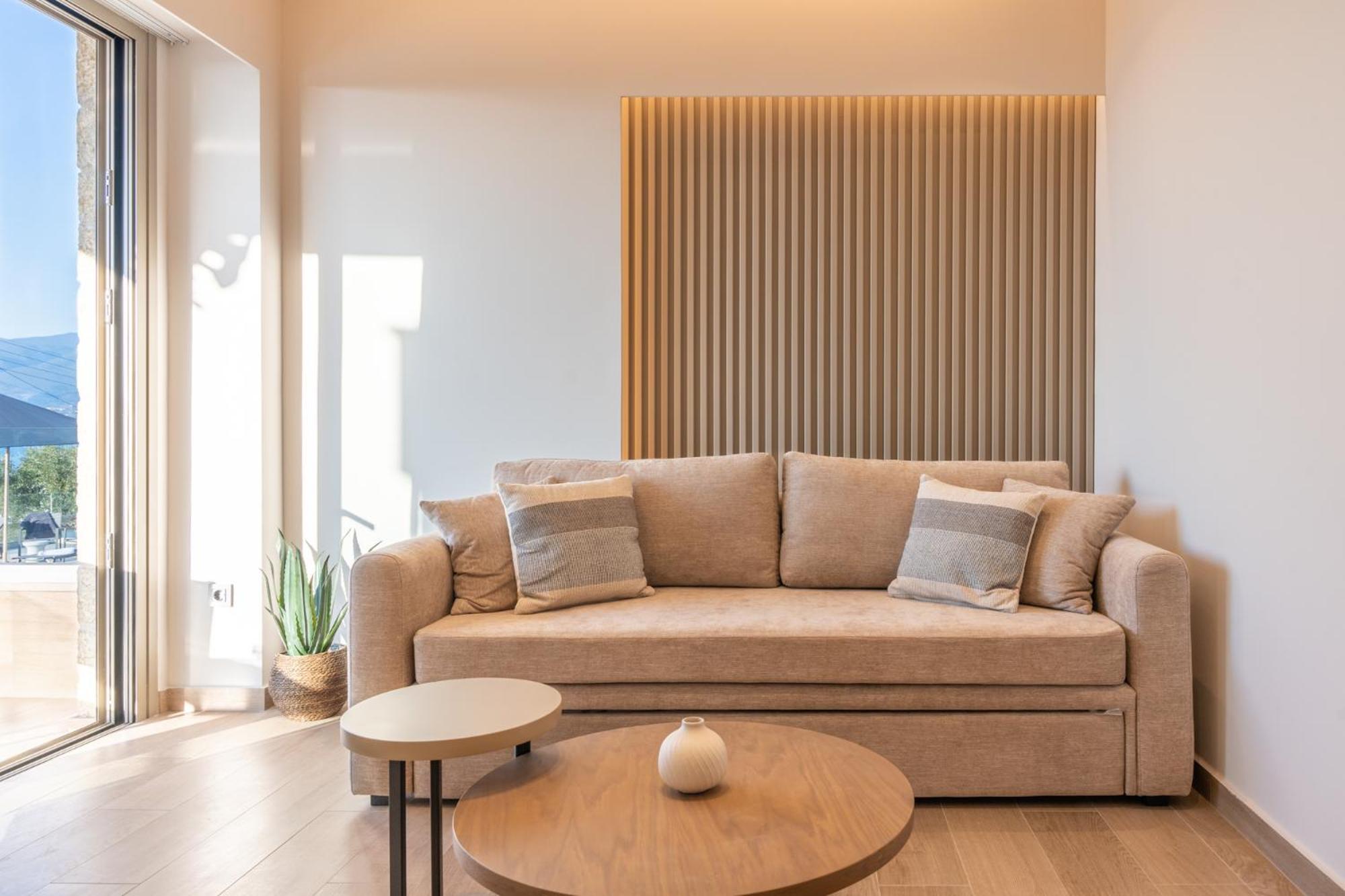 EsthiSea Suites Kalamata