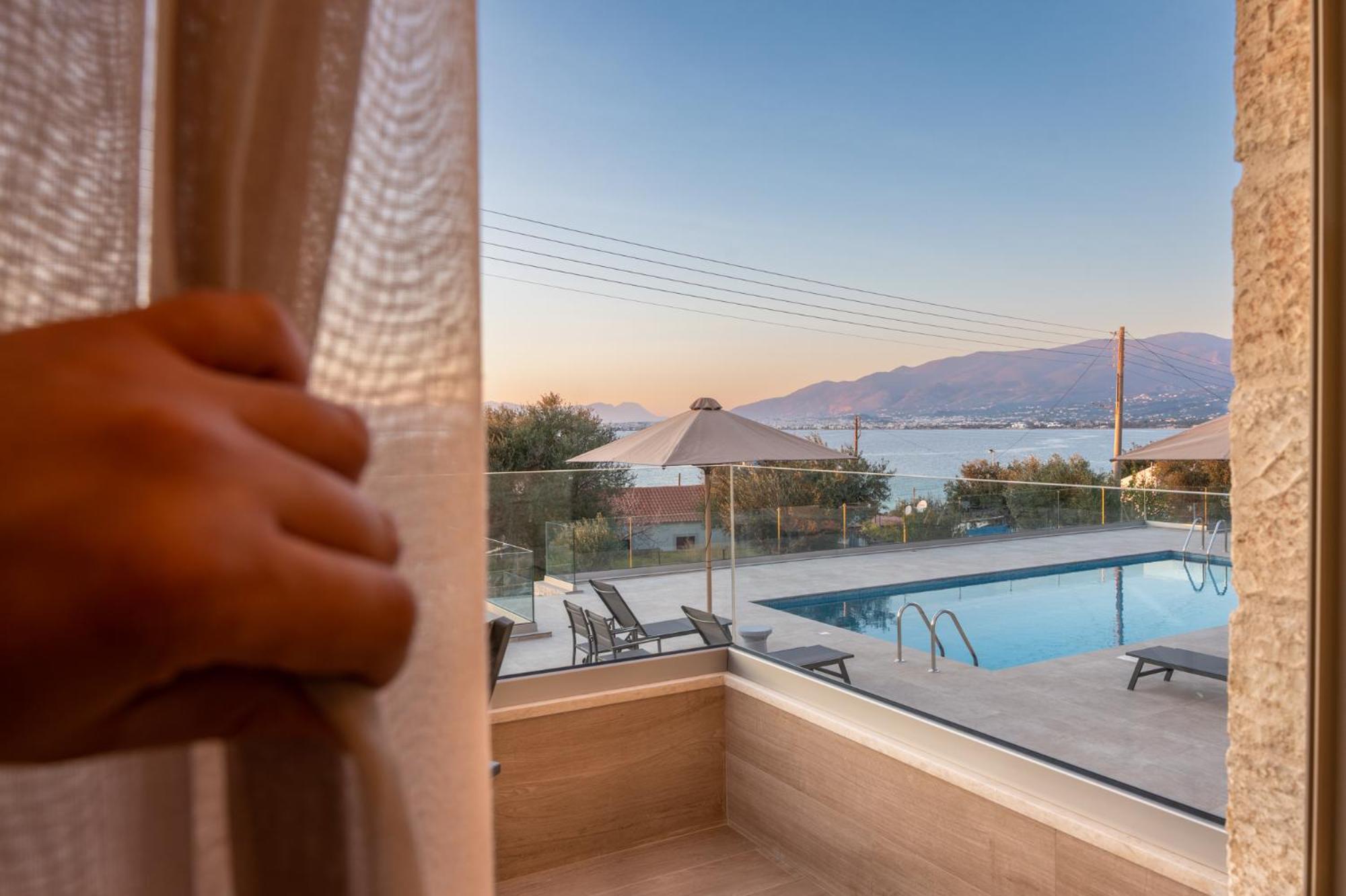 EsthiSea Suites Kalamata