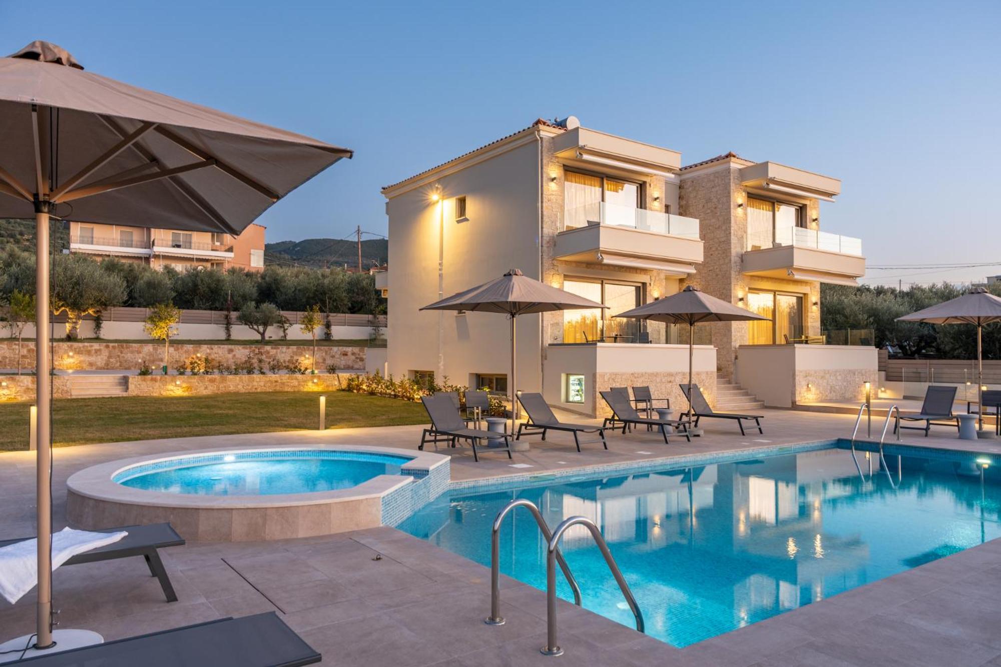 EsthiSea Suites Kalamata