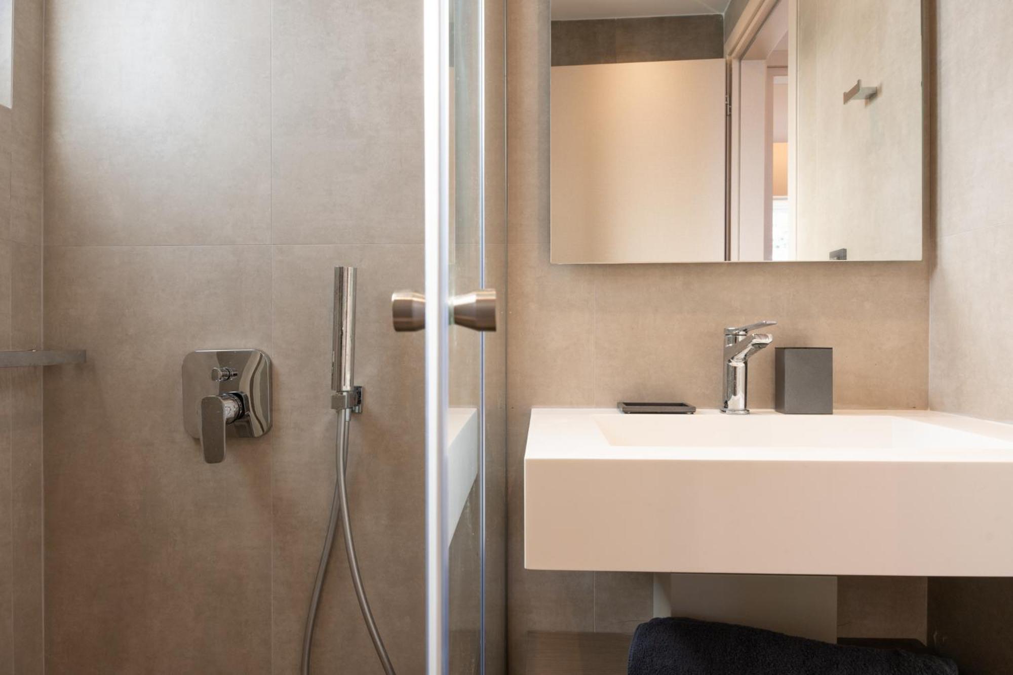 EsthiSea Suites Kalamata