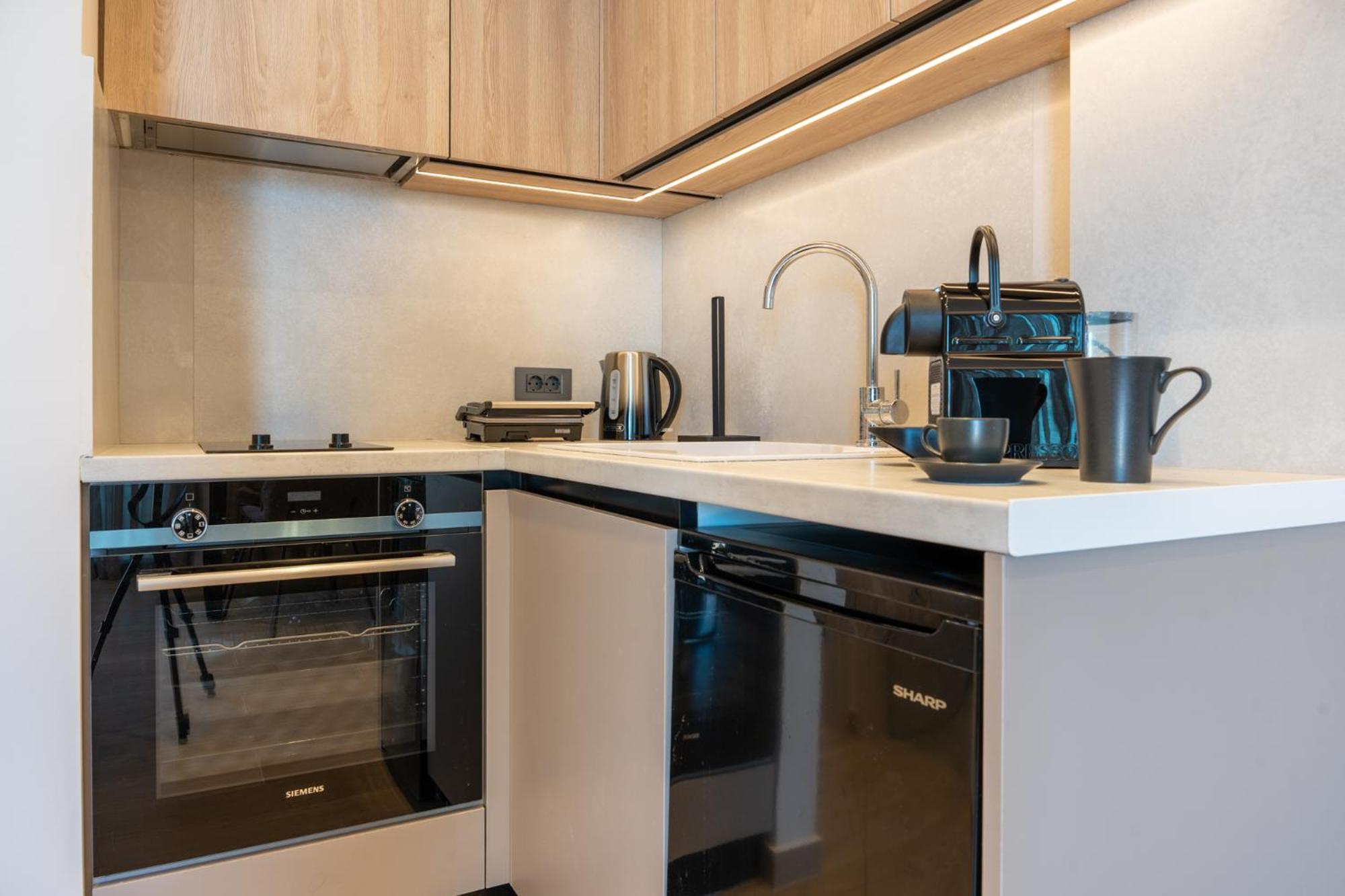 EsthiSea Suites Kalamata