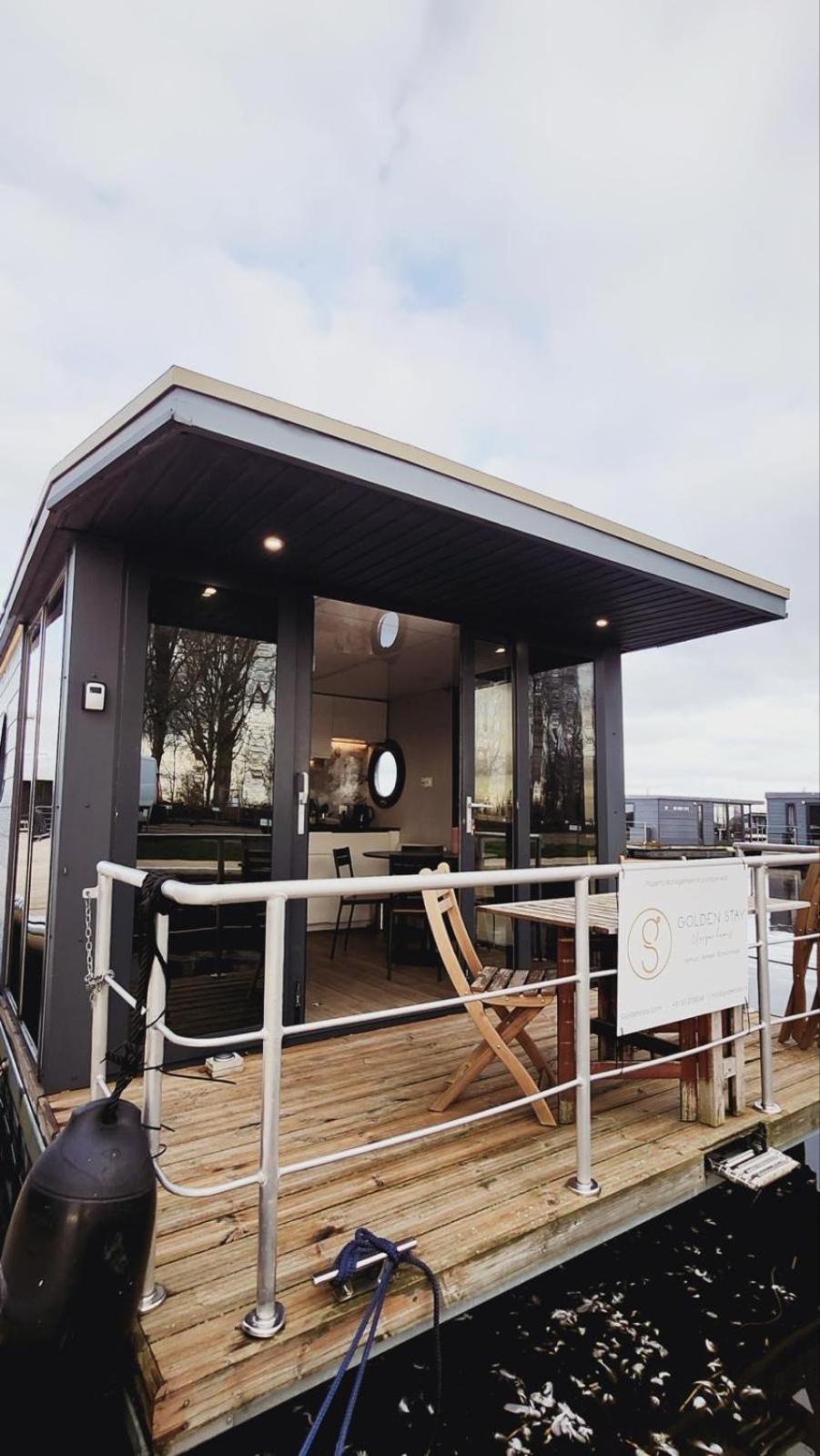 Charming Houseboat in Friesland