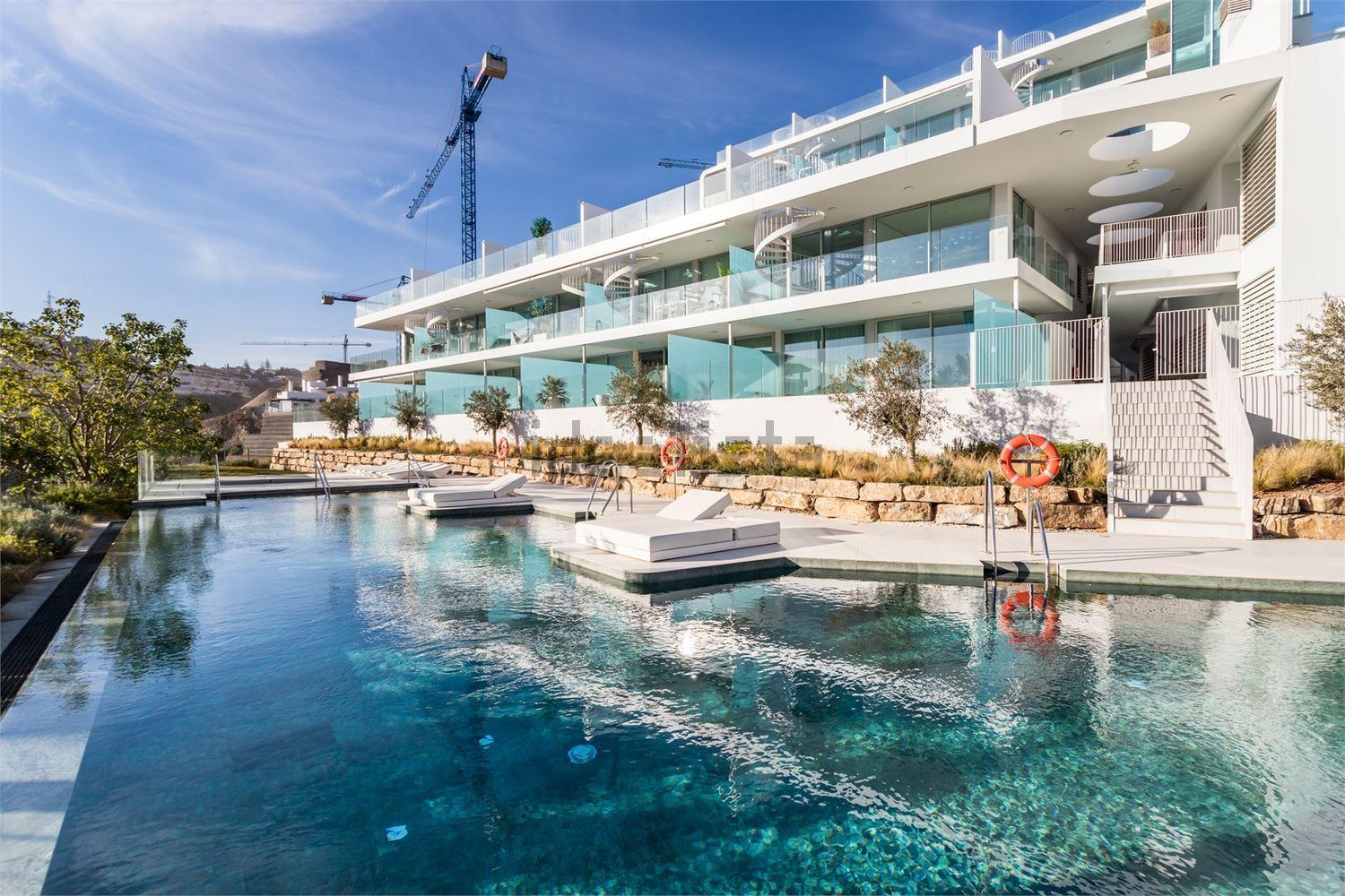 Luxe Coast Views-Reserva del-Higuerón-Pool & Sea