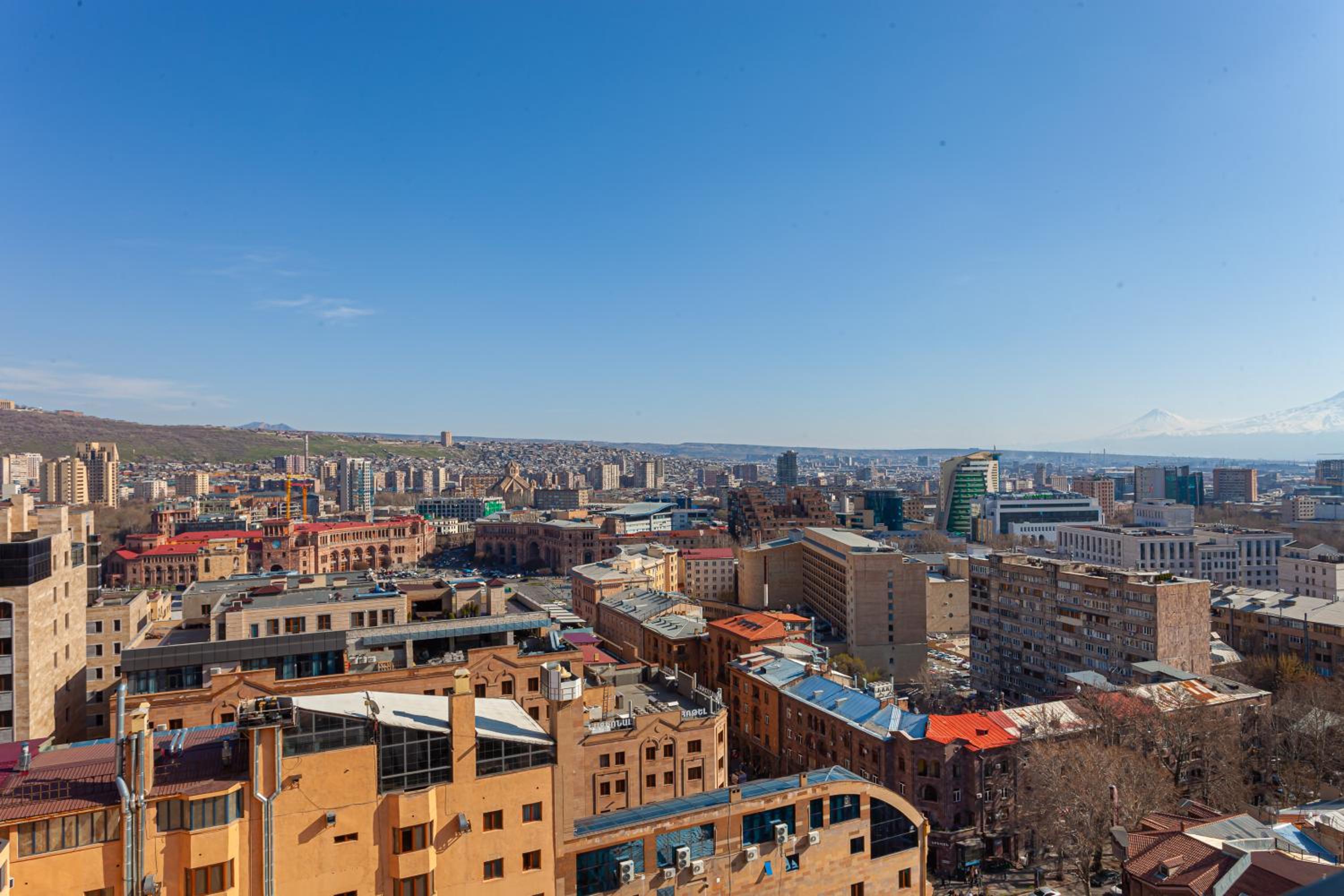 Apart-hotel on Koghbatsi 16