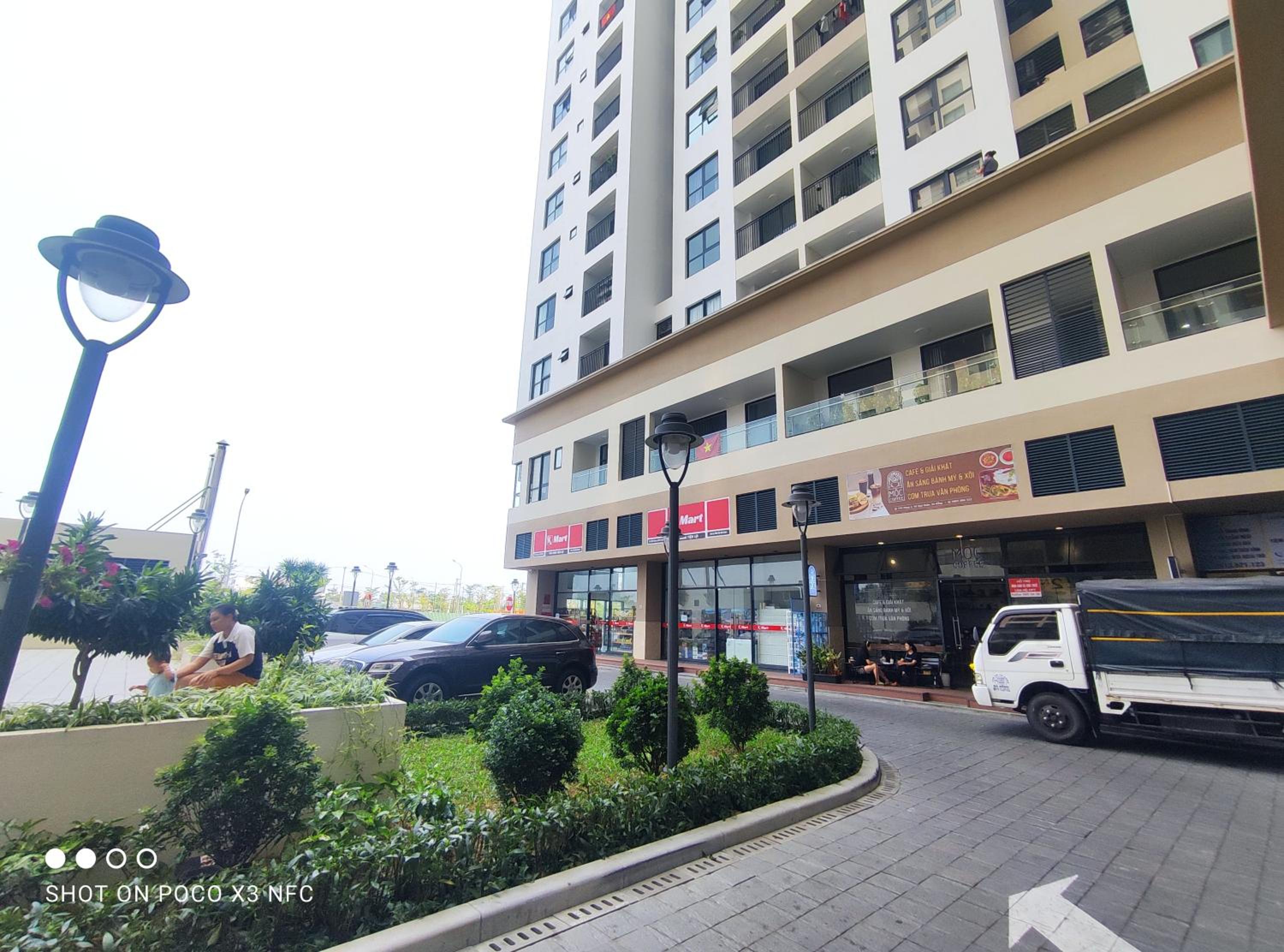 Căn hộ cao cấp tầng cao 2 phòng ngủ view 4