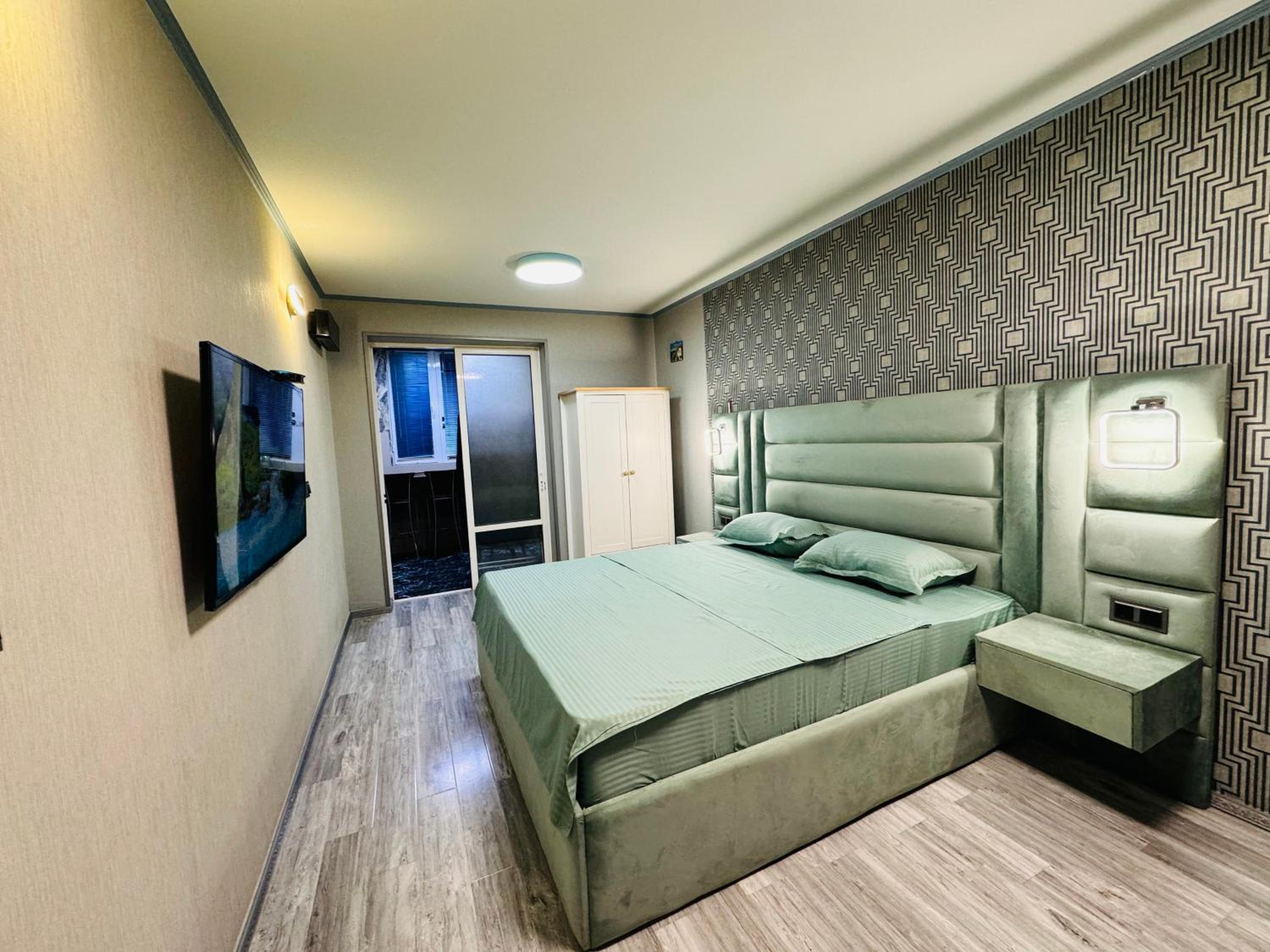 Koryun 10 TopHouse