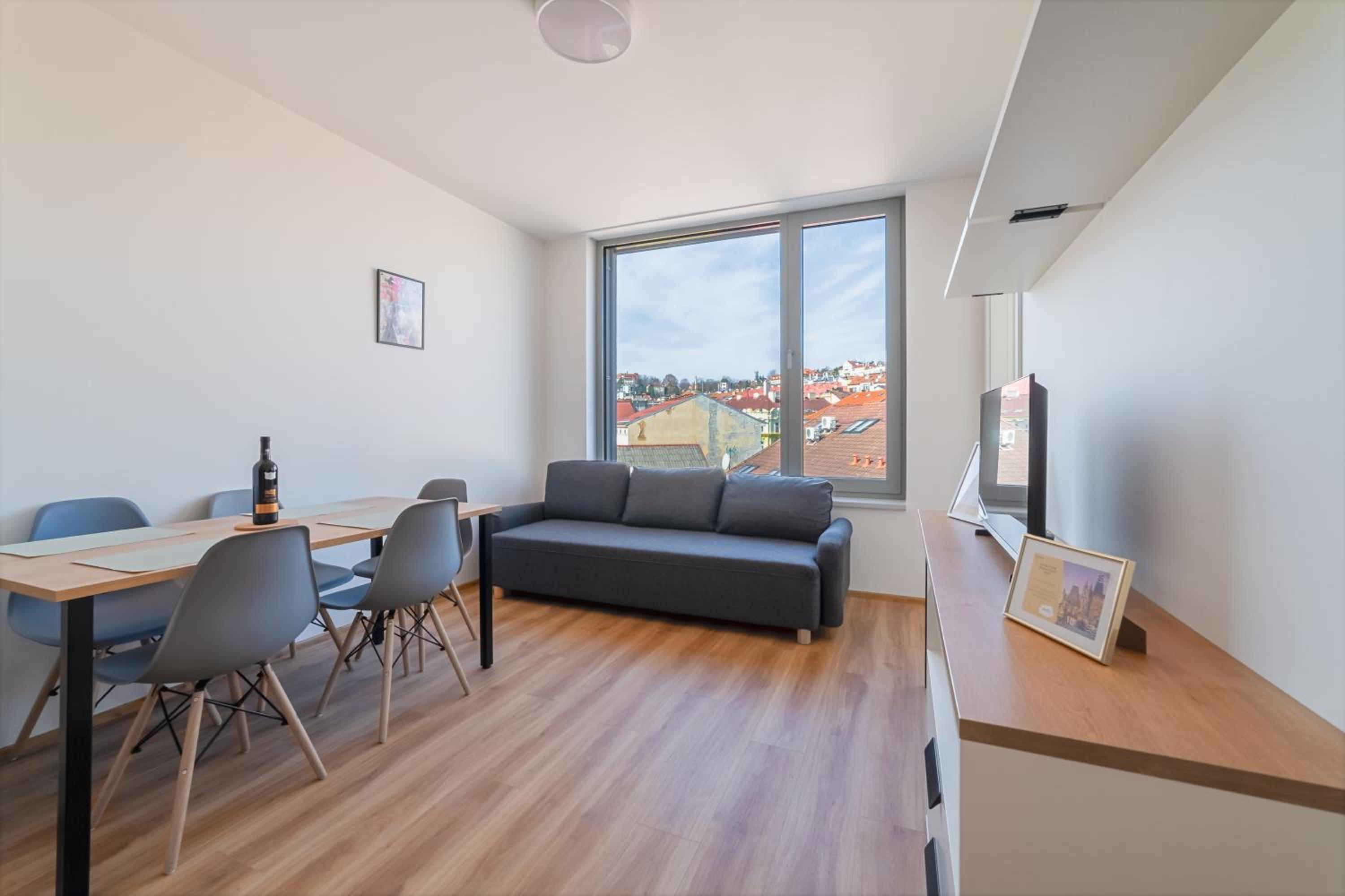 MyMozart Residence by Rentez