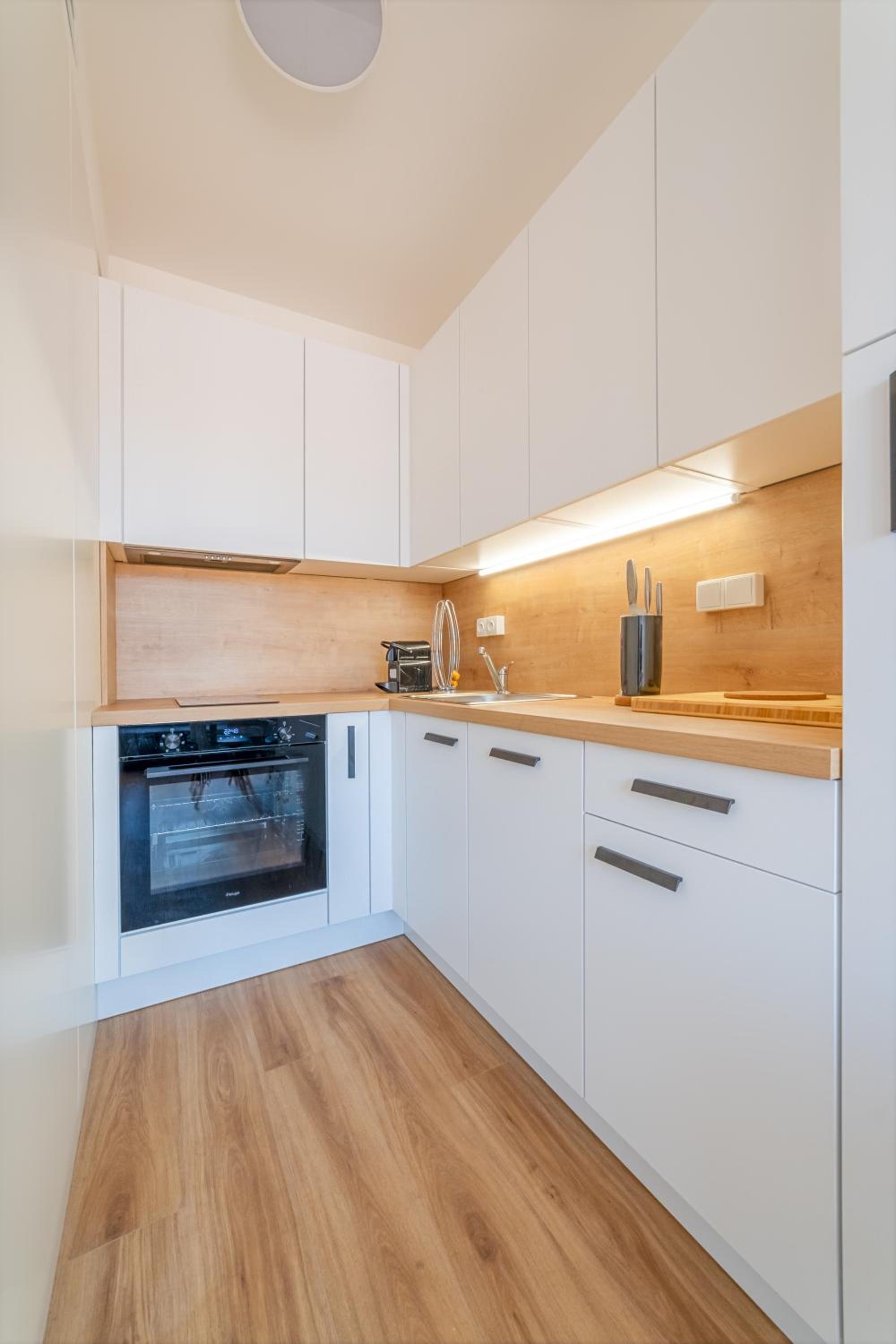 MyMozart Residence by Rentez