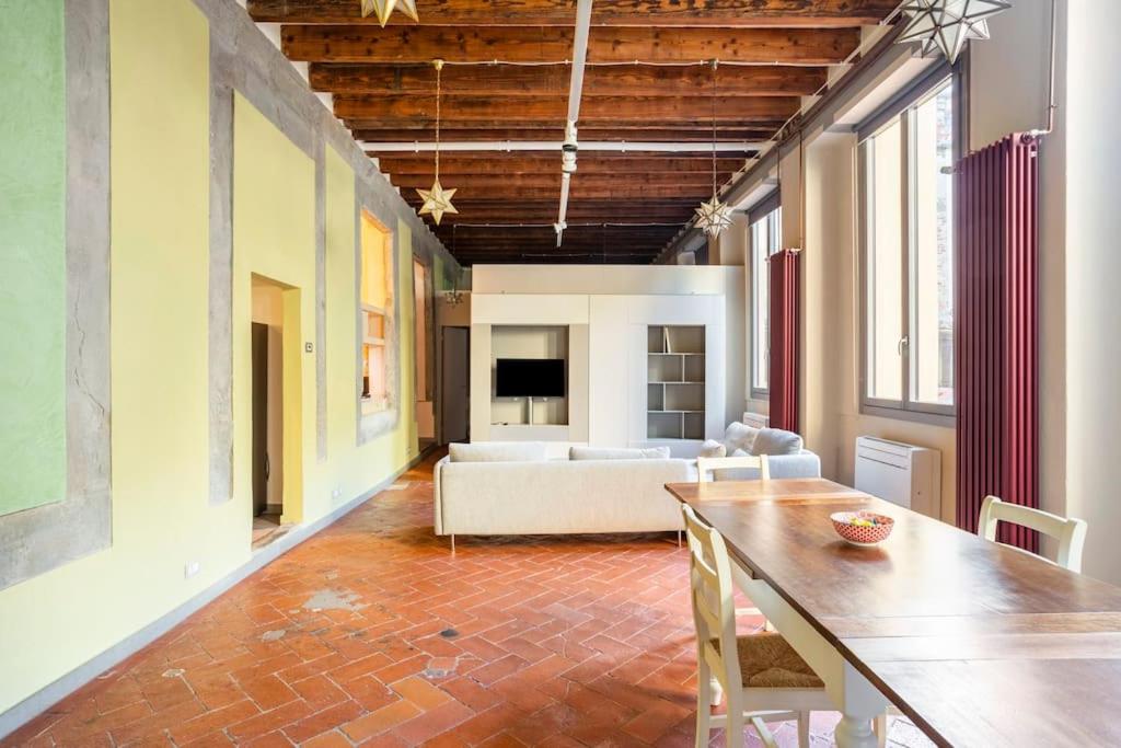 Piazza Pitti - Luxury Apartment -Town Center
