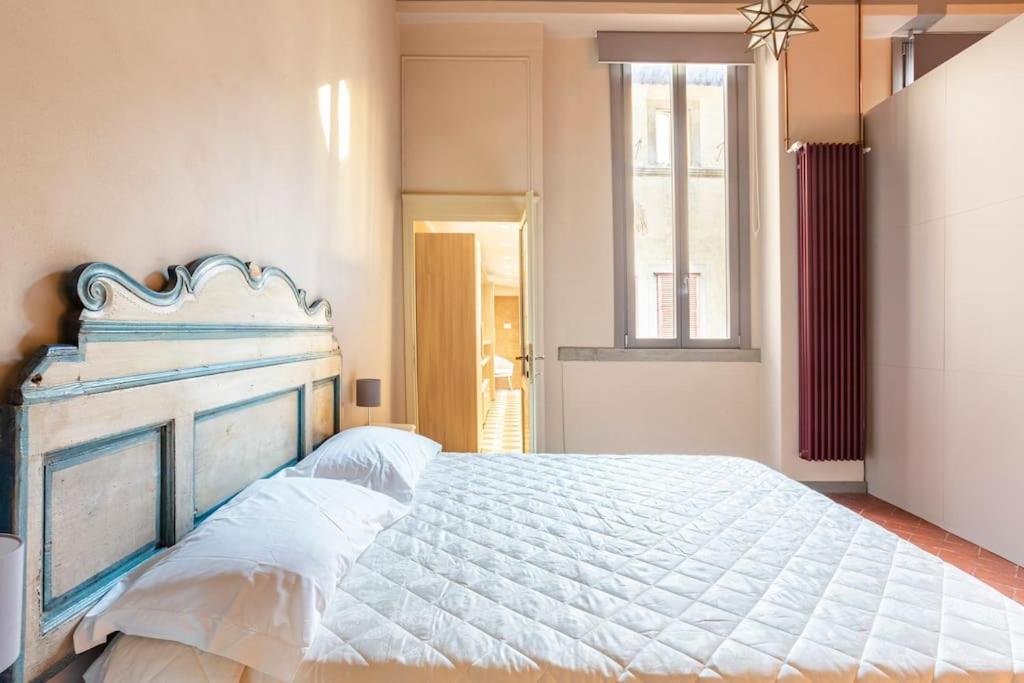 Piazza Pitti - Luxury Apartment -Town Center