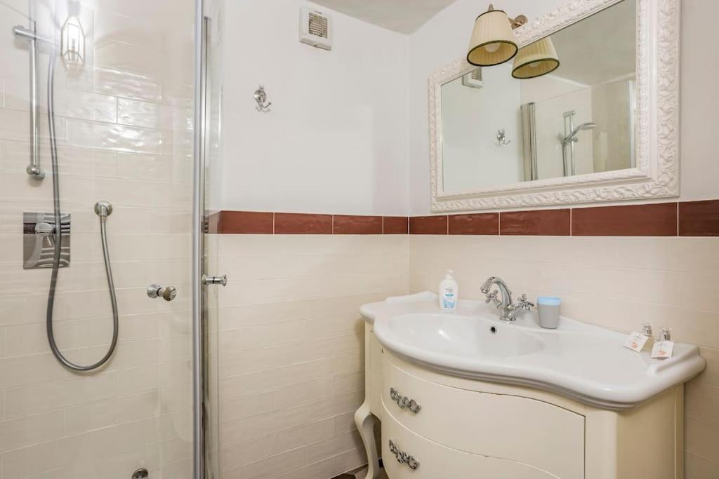 Piazza Pitti - Luxury Apartment -Town Center