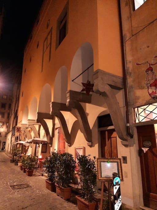 Piazza Pitti - Luxury Apartment -Town Center